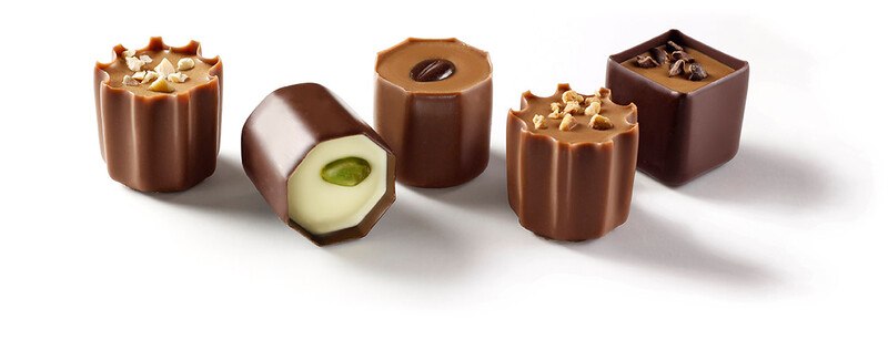 Reuter & Stolt Noble Petit Fours suklaapraliini mix 150kpl kuivatuote