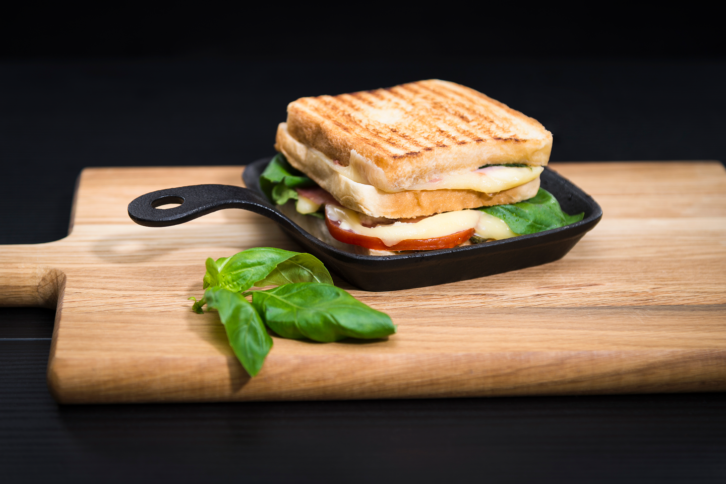 Maku annospan valurautaa 20,5x13,9x2cm