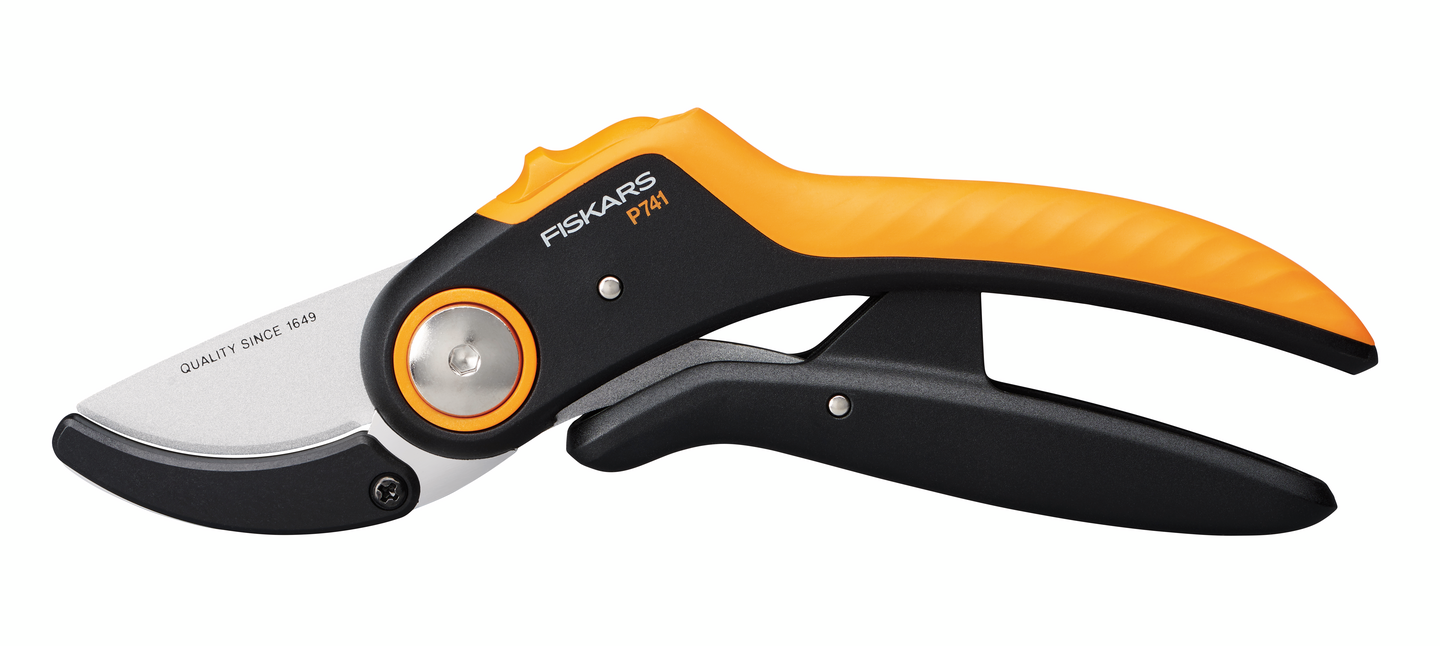 Fiskars Plus PowerLever oksasakset alasinmalli P741