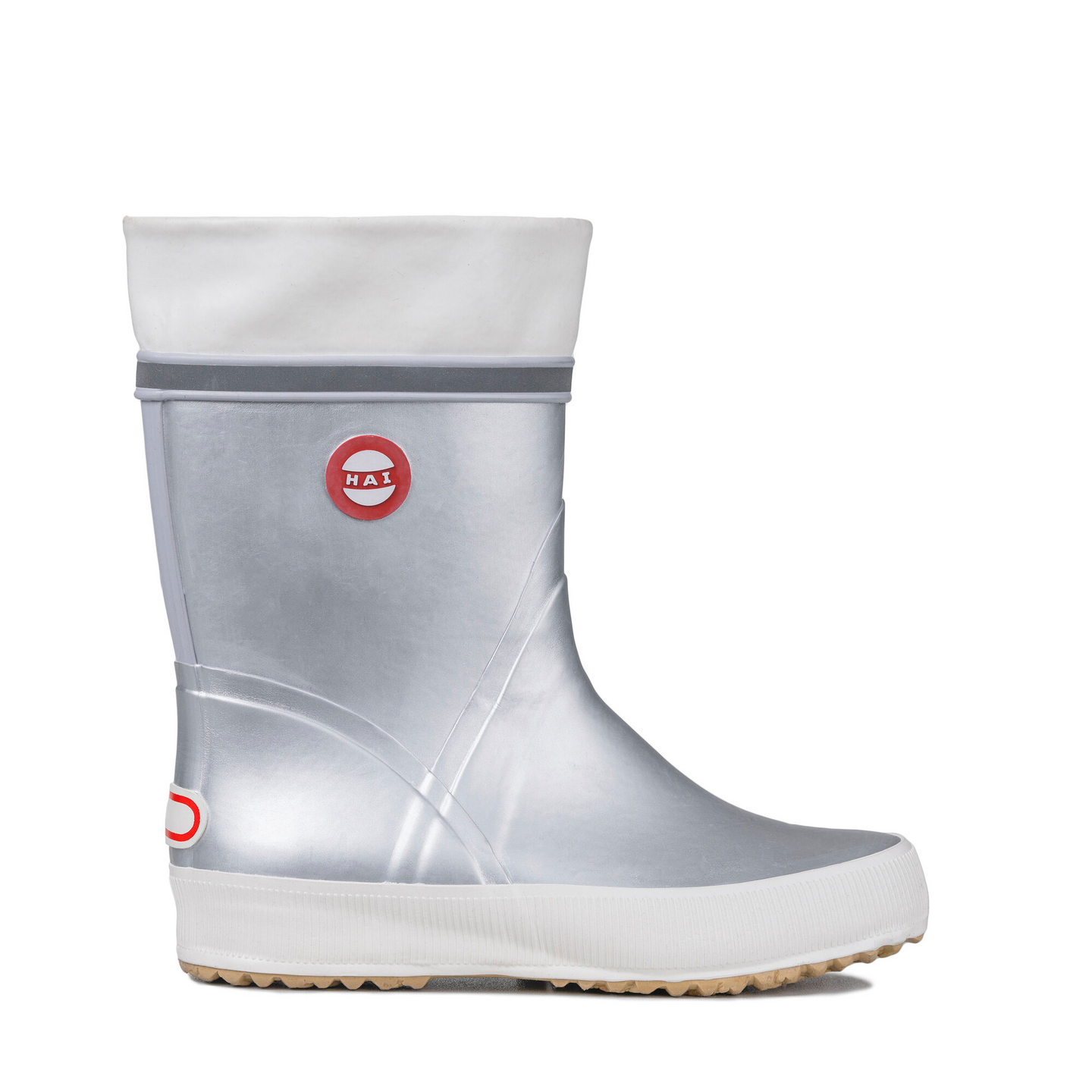 Hai Shiny kumisaapas