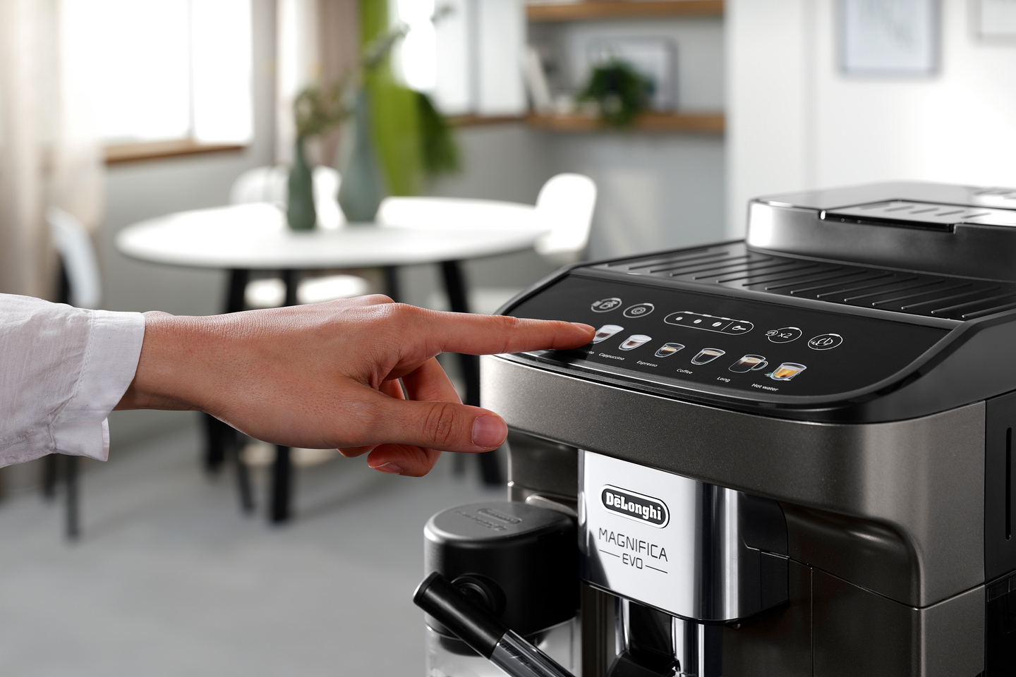 DeLonghi Magnifica Evo ECAM290.81.TB -kahviautomaatti