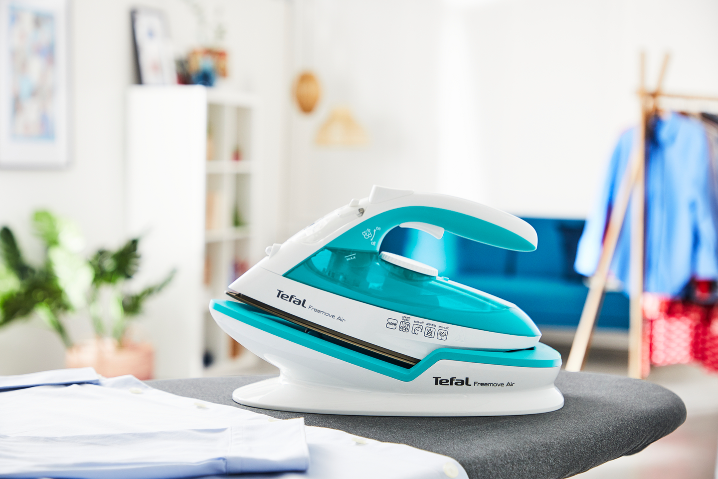 Tefal Freemove Air FV6520E0 -johdoton silitysrauta