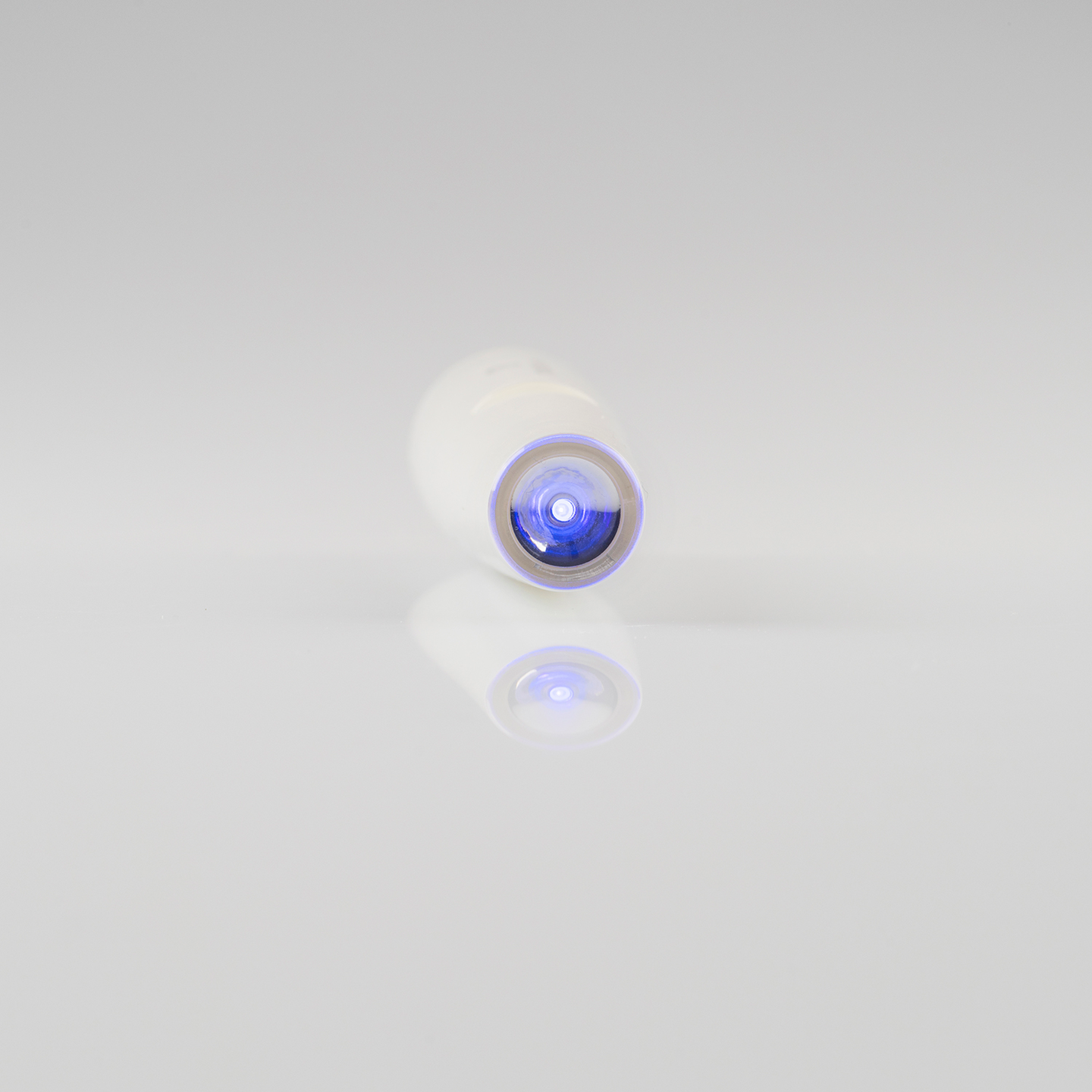 Medisana DC 300 -LED-valohoitokynä