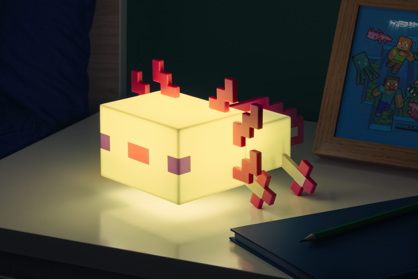 Paladone Minecraft Axolotl -koristevalo