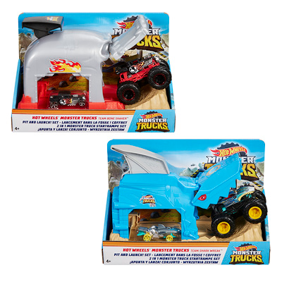 Hot Wheels monster trucks playset