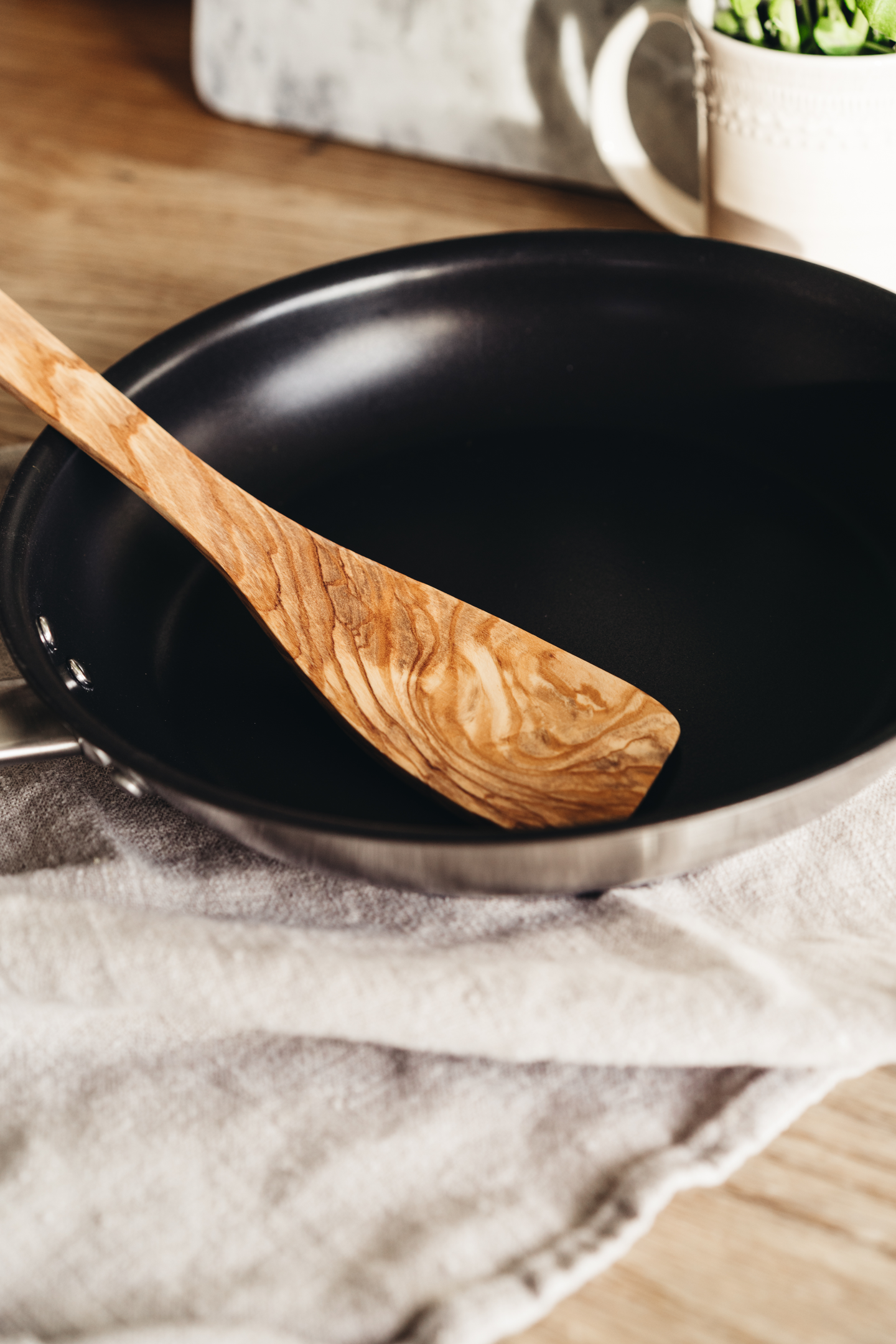 Heirol lasta oliivipuuta 30 cm