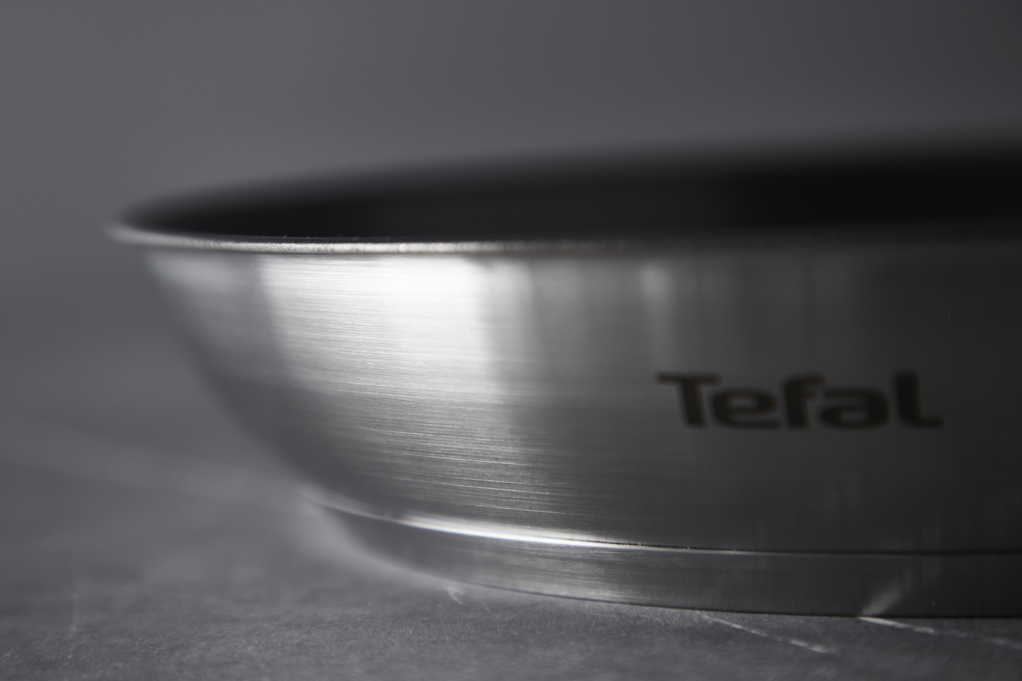 Tefal Virtuoso teräspaistinpannu 28 cm