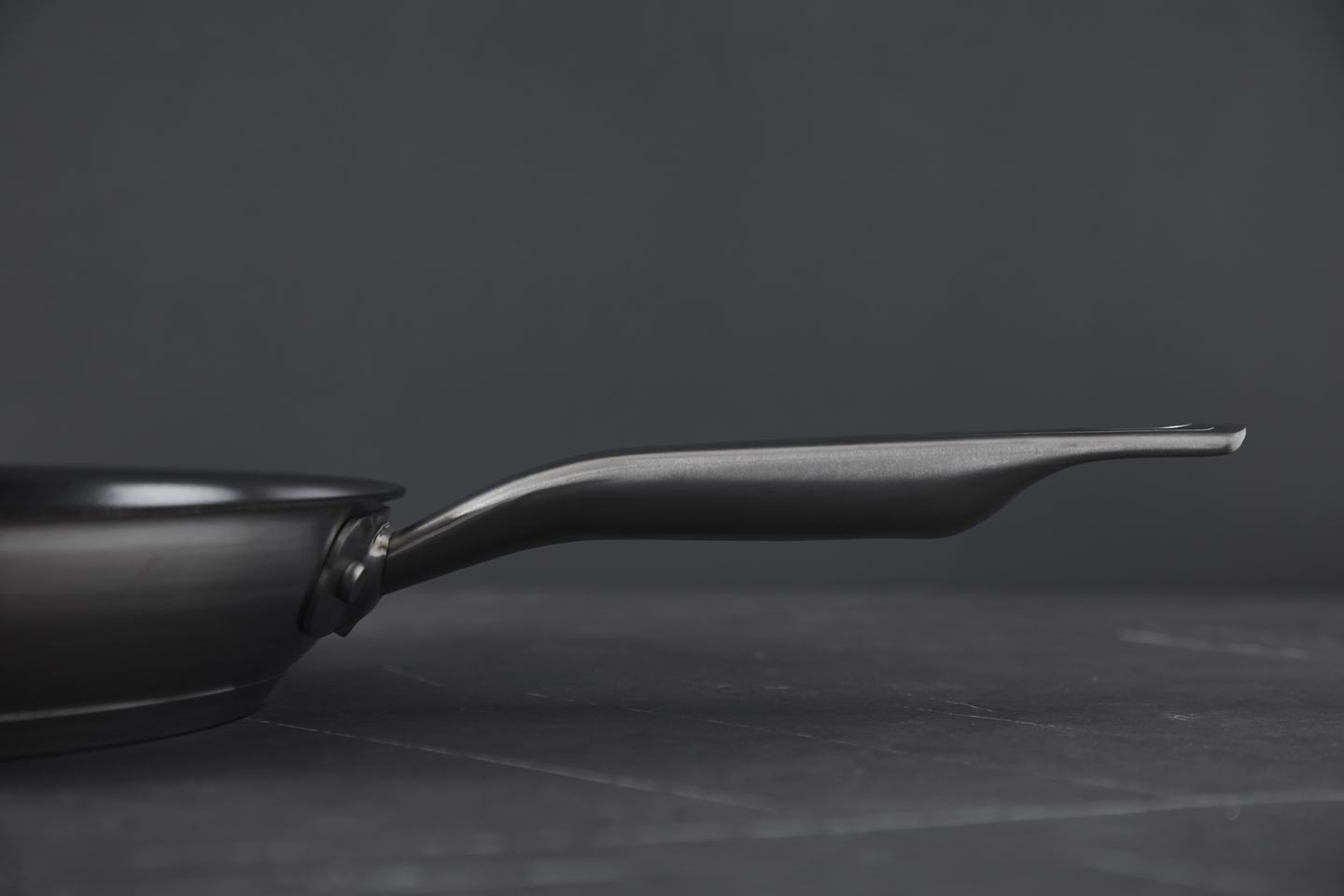 Tefal Virtuoso teräspaistinpannu 28 cm