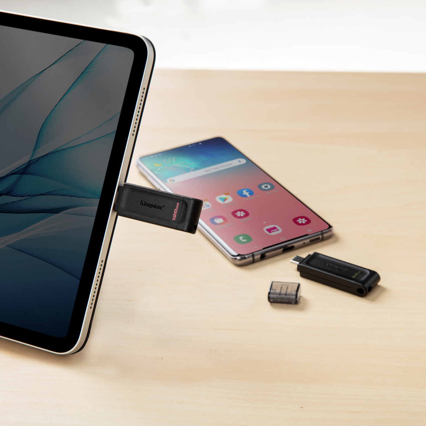 Kingston DataTraveler 70 64 Gt USB-C 3.2 -muistitikku