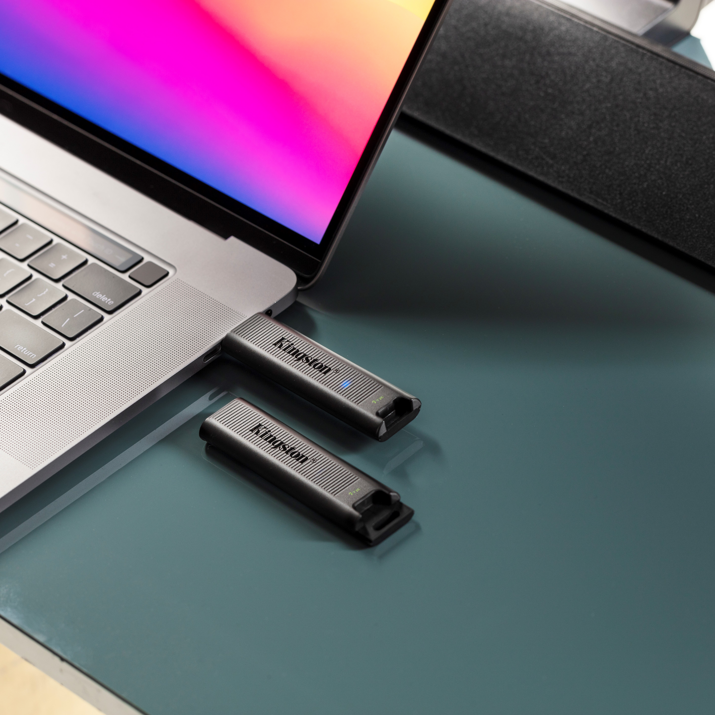 Kingston DataTraveler Max 256 Gt USB-C 3.2 -muistitikku