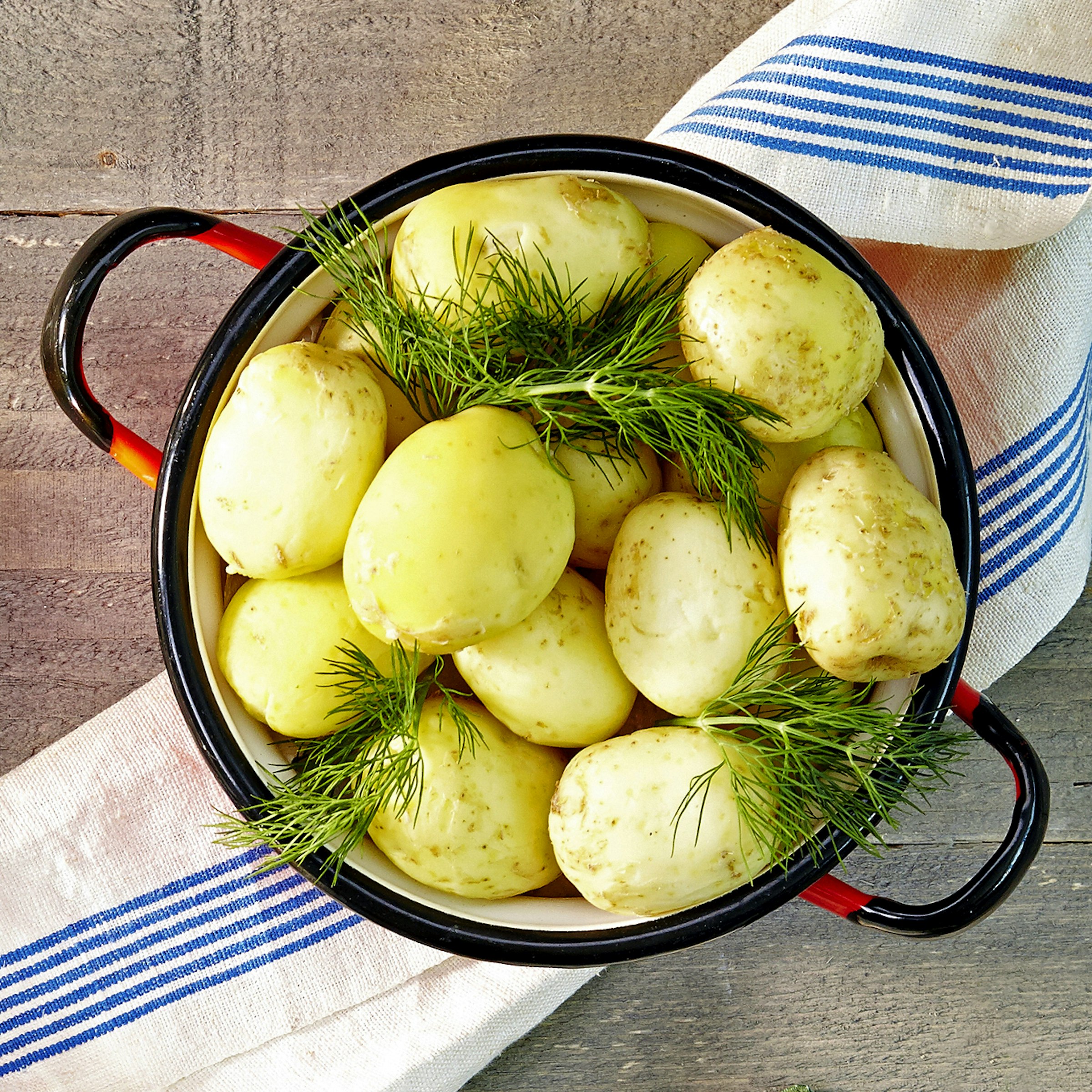 Keitetyt uudet perunat Reseptit KRuoka