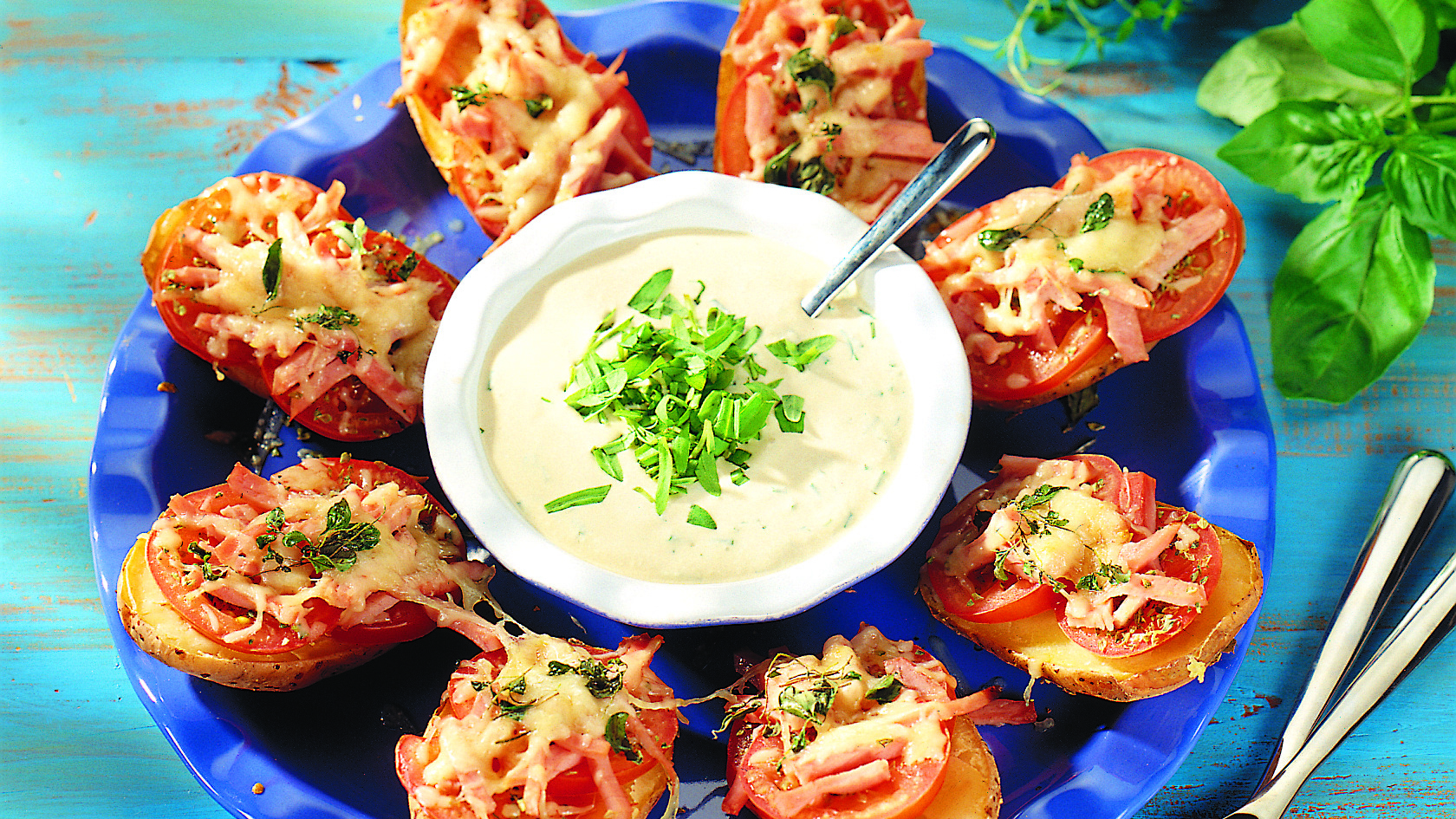 Täytetyt uuniperunat