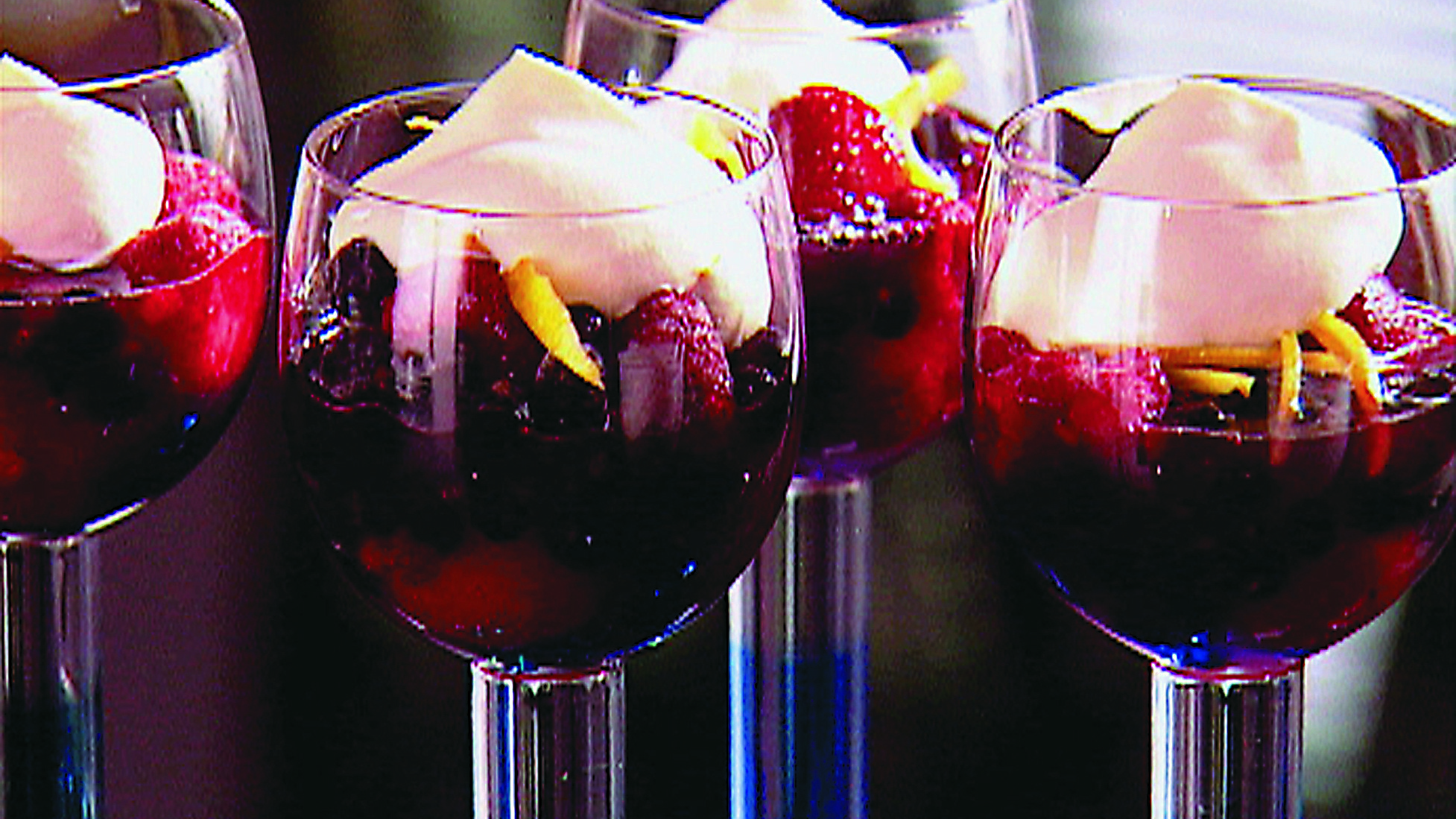 Pakastemarjat marinadissa