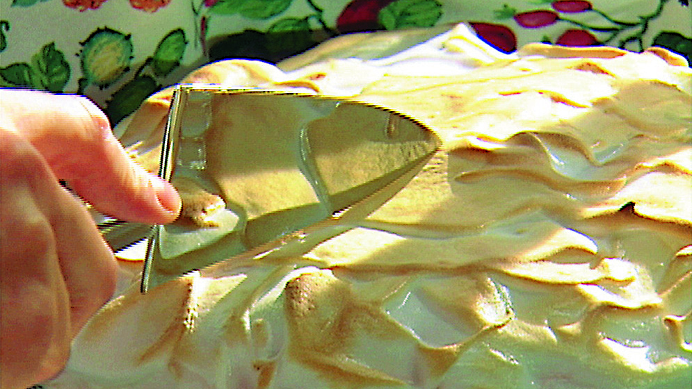 Vadelmainen uunijäätelö