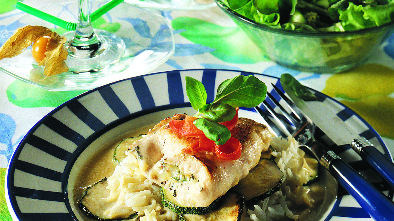 Juustotäytteiset broilerifileet