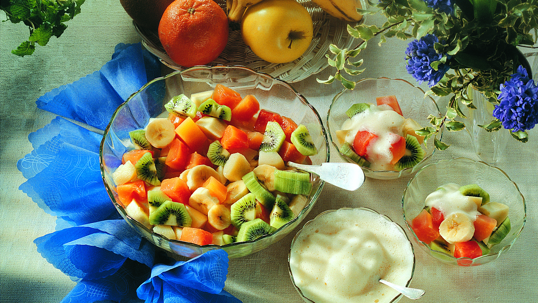 Eksoottinen hedelmäsalaatti