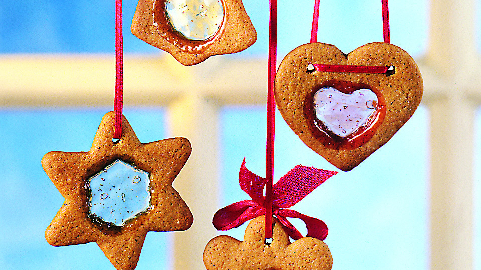 Värikkäät pipari-ikkunat