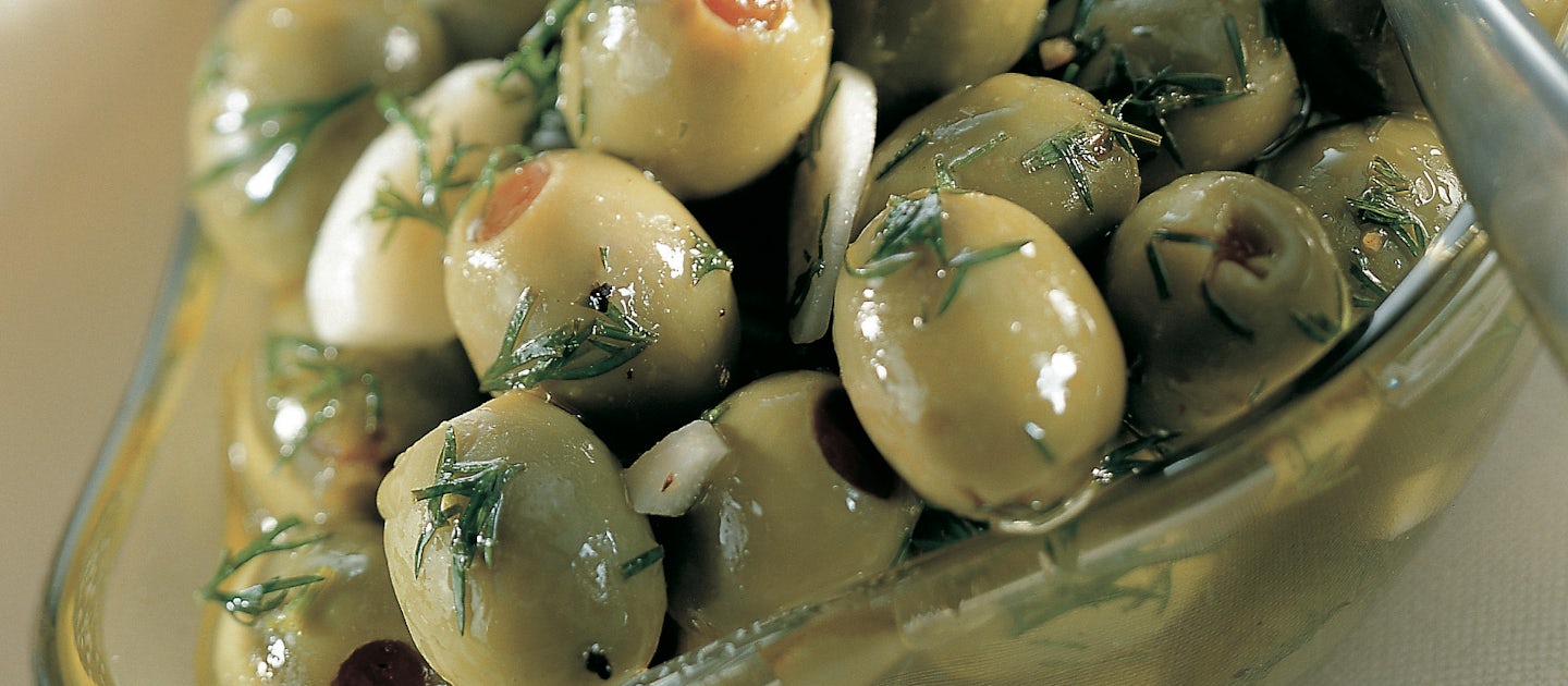 Sitruuna-tillimarinoidut oliivit