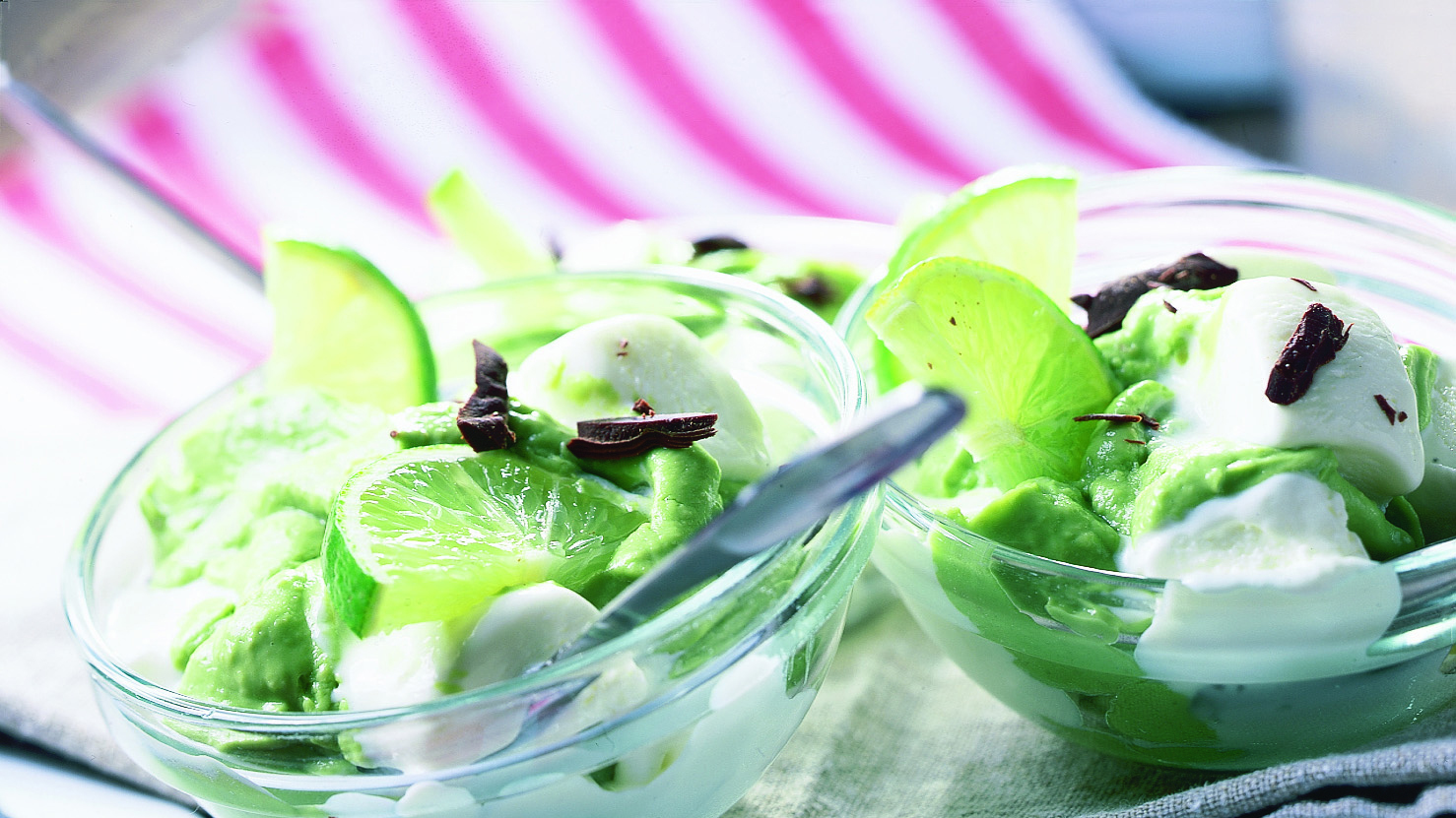 Avokado-jäätelöannos