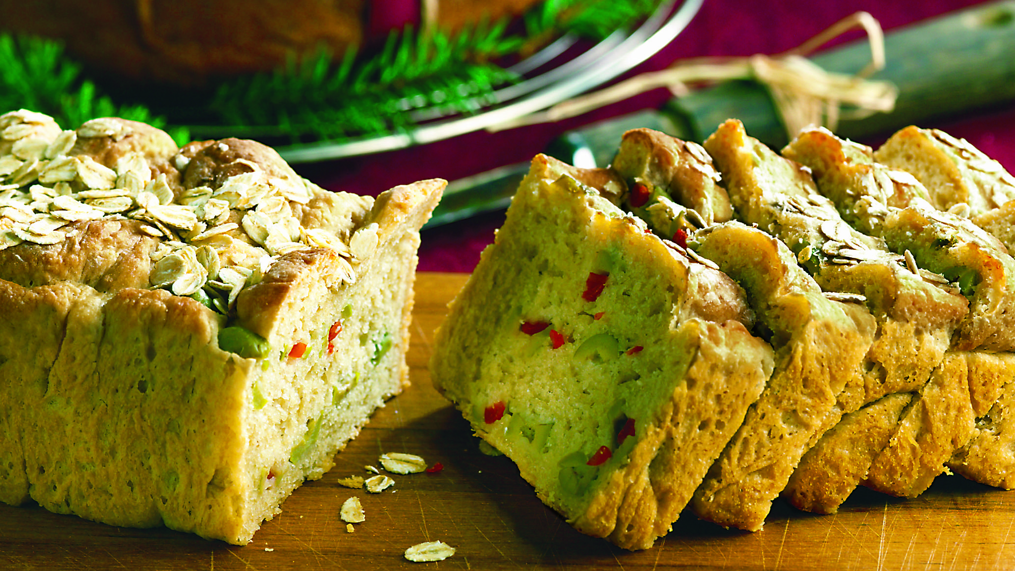 Raidallinen oliivivuokaleipä