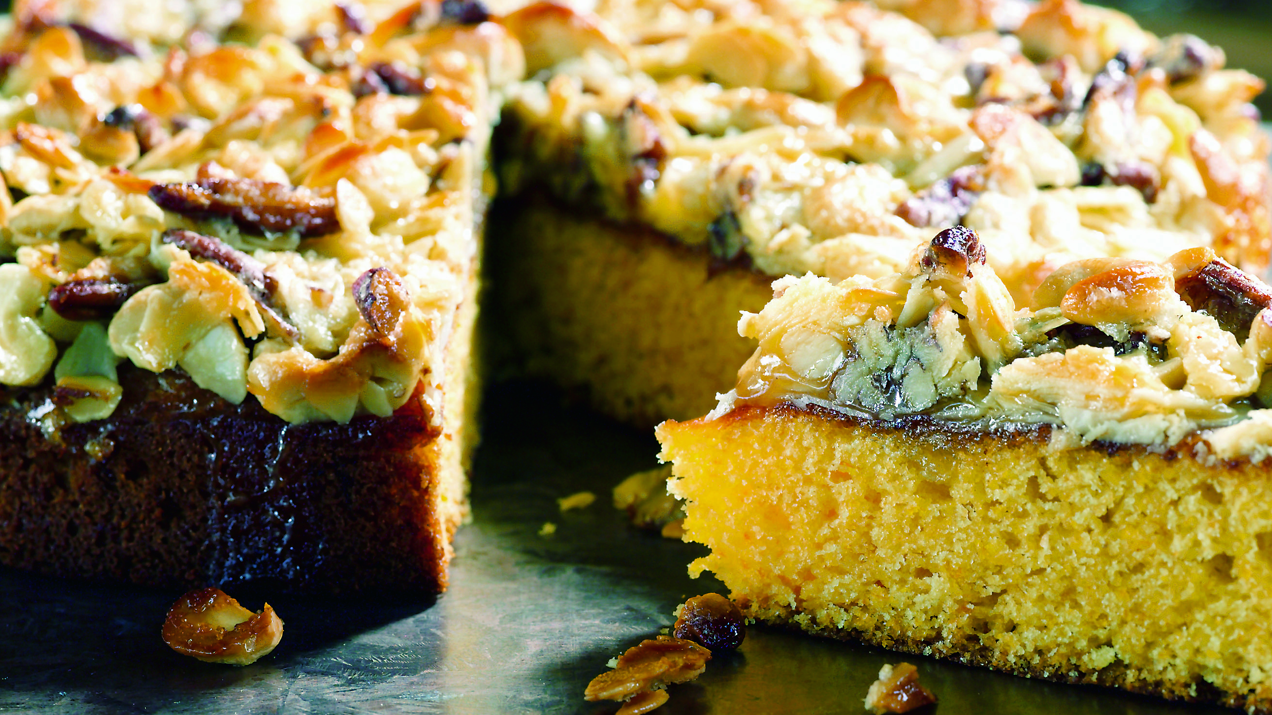 Pähkinäinen toscakakku