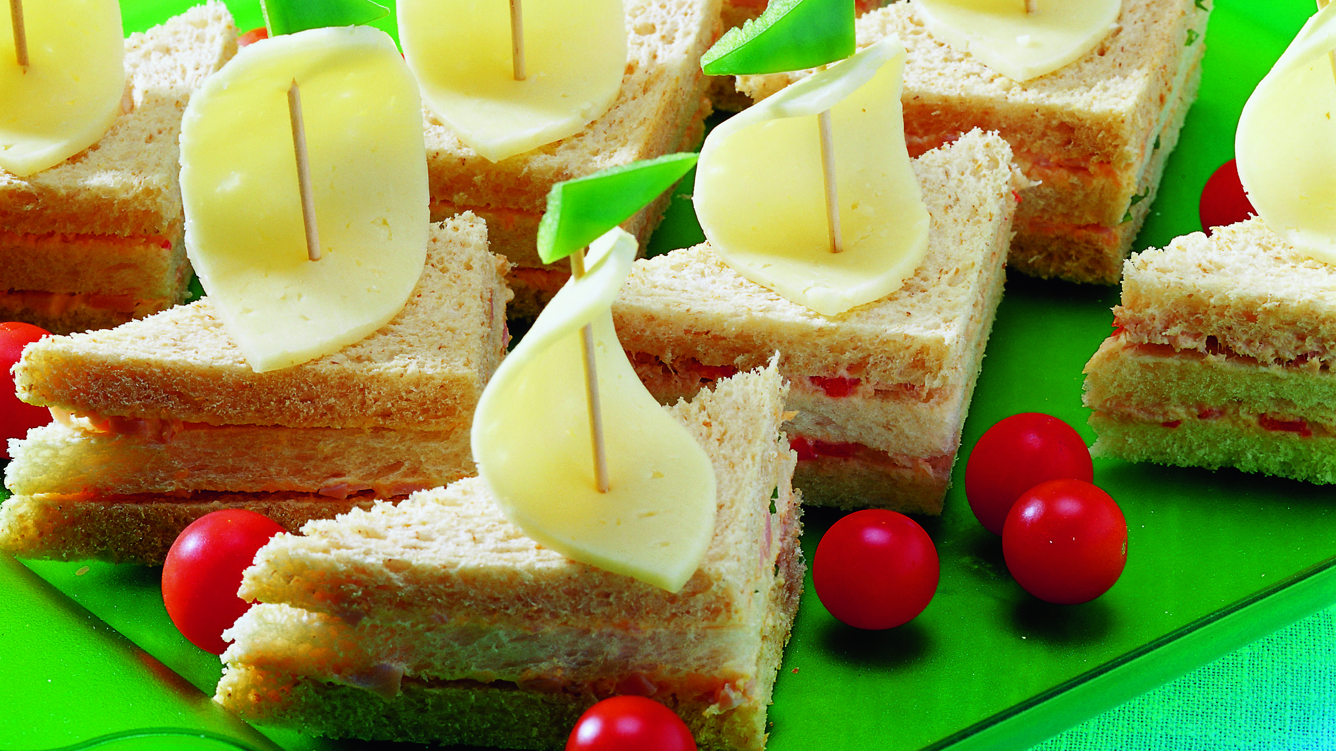 Kolmioleivät lapsille