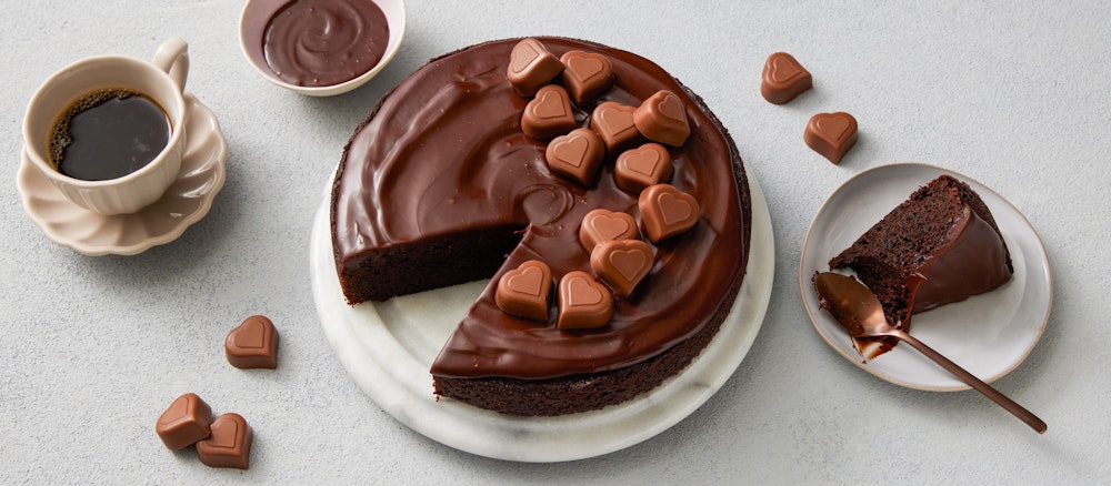 Helppo suklaakakku | Makeat leivonnaiset | Reseptit | K-Ruoka