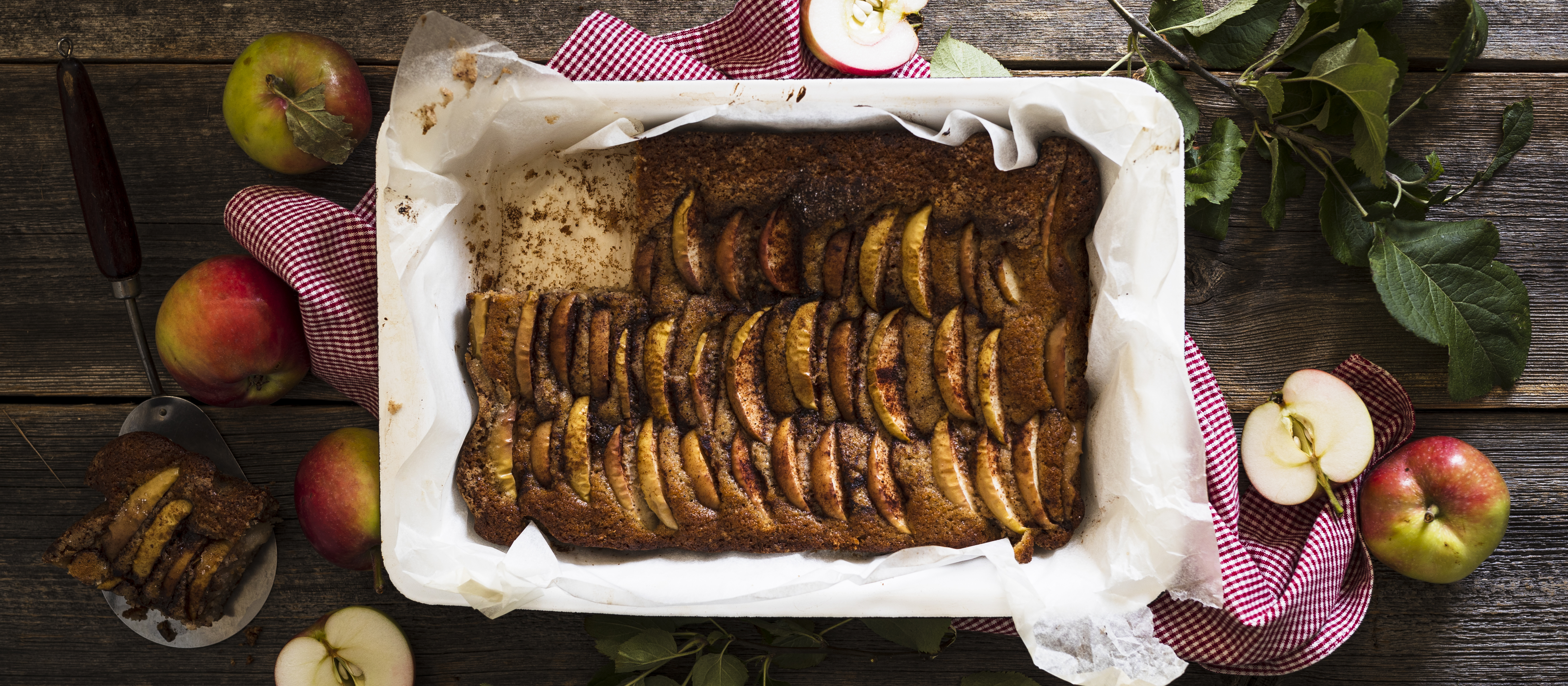 Gluteeniton omenapiirakka