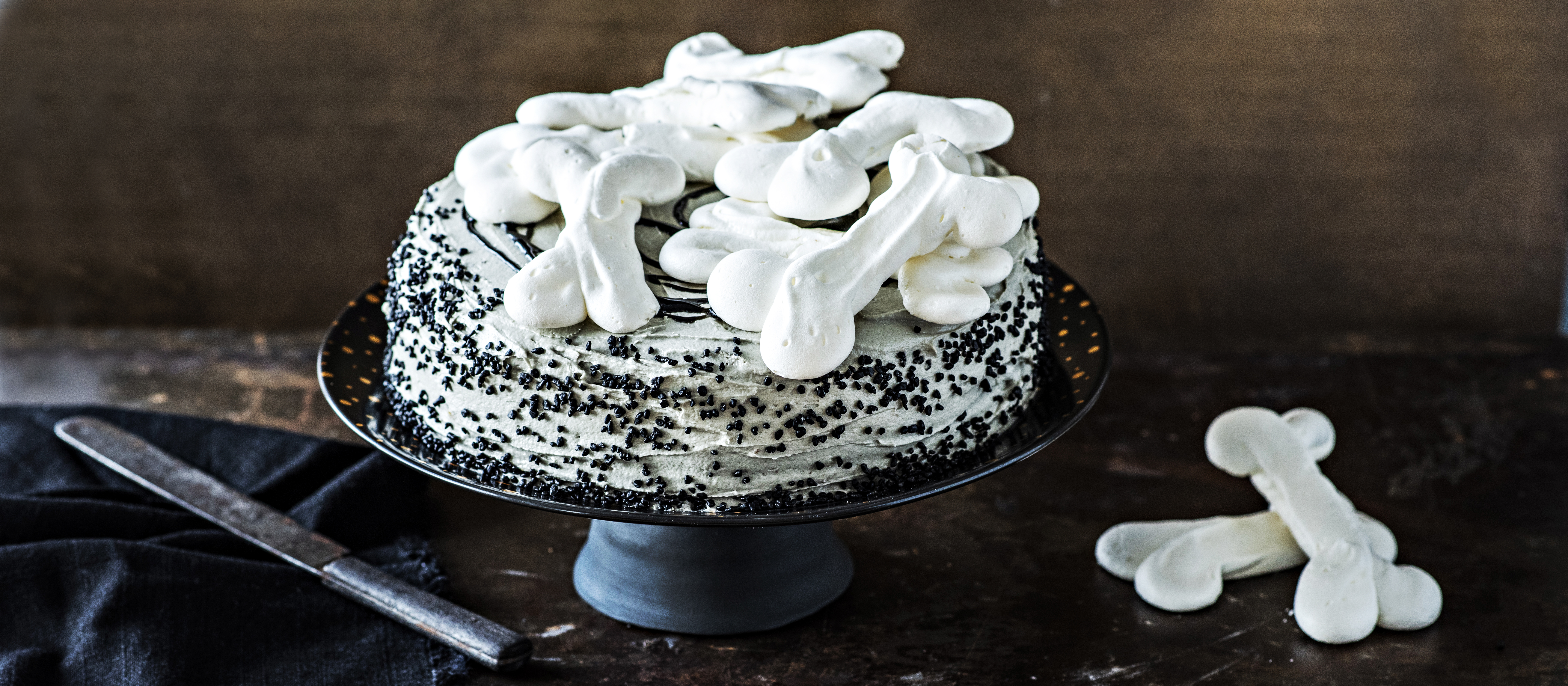 Halloween Suklaakakku Makeat Leivonnaiset Reseptit K Ruoka