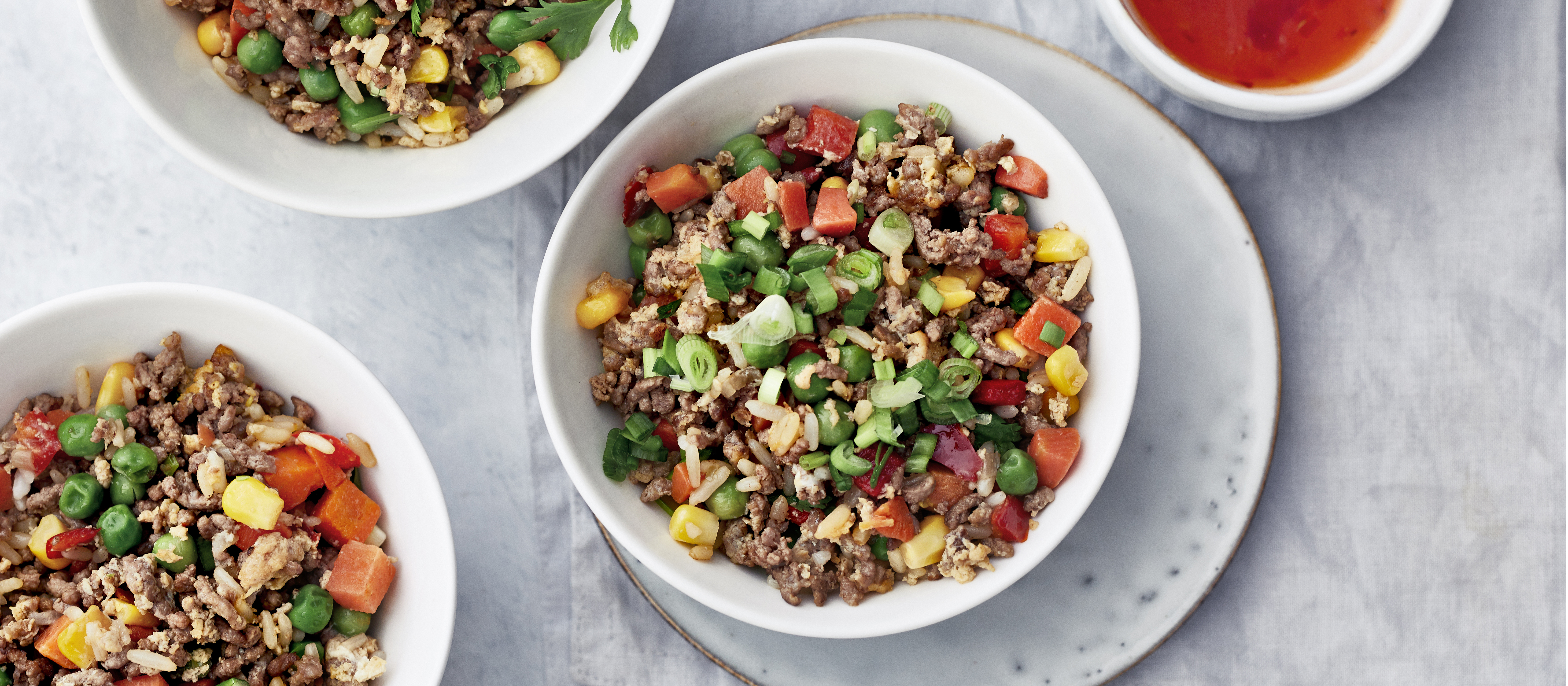 Paistettu jauheliha-riisi