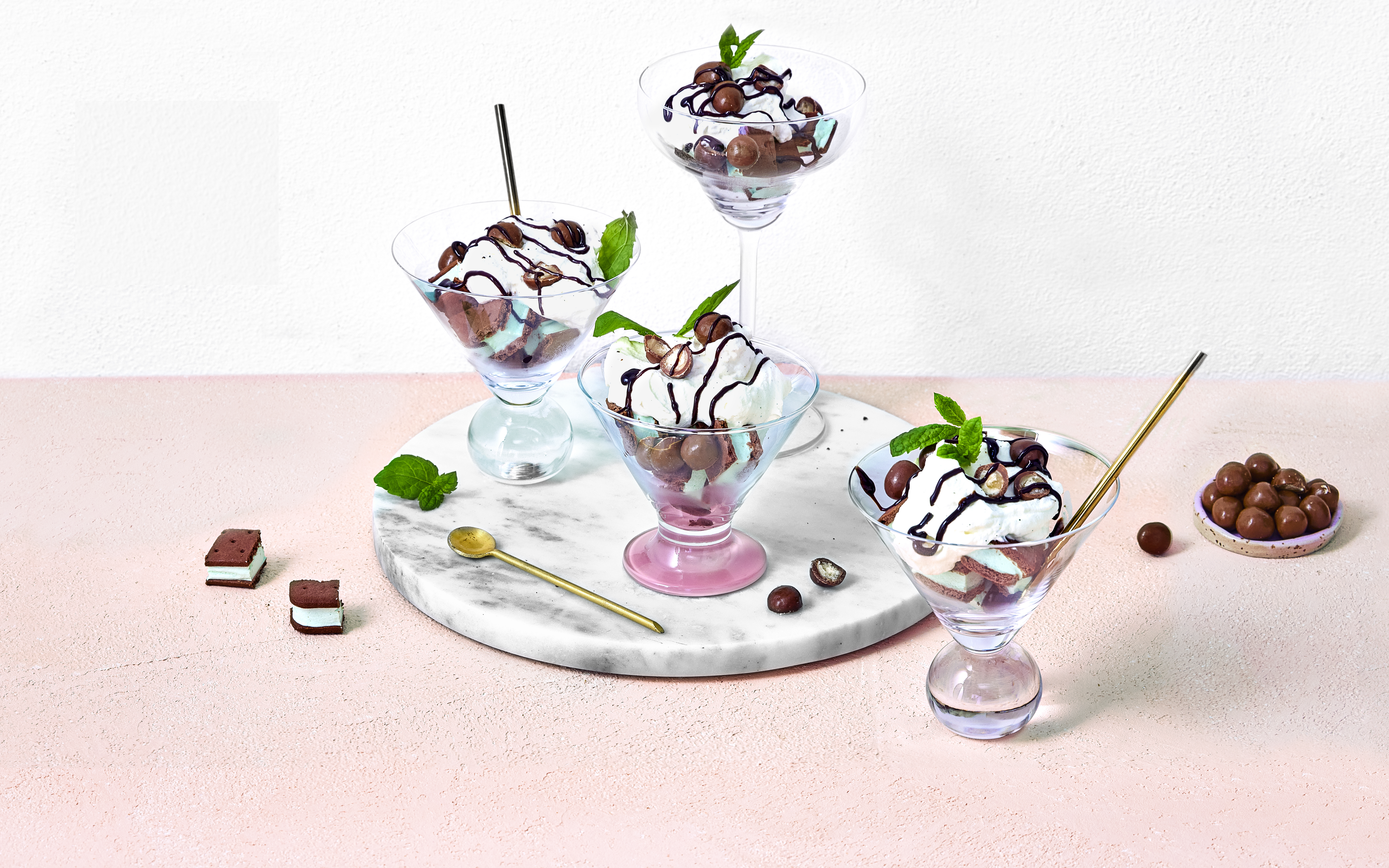 Minttusuklaajälkkäri