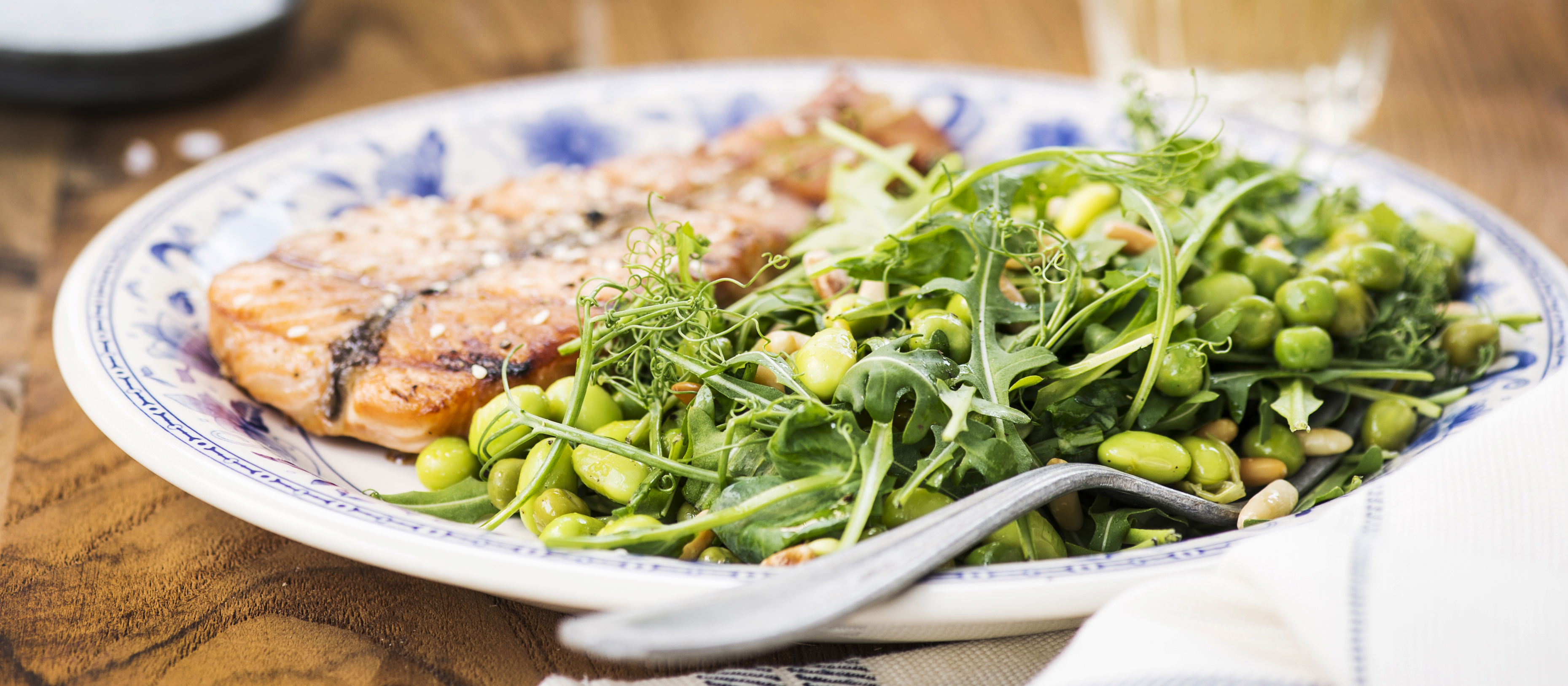 Vihreä soijapapusalaatti