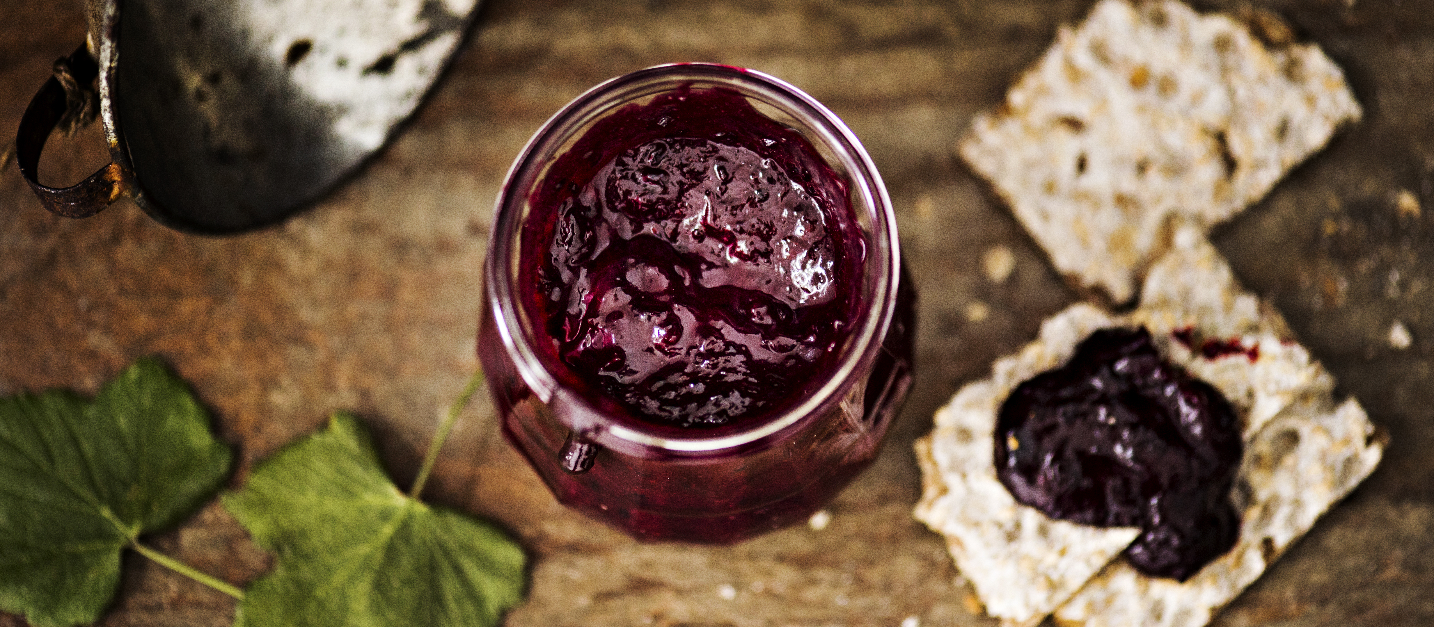 Mustaherukkatahna eli blackcurrant curd