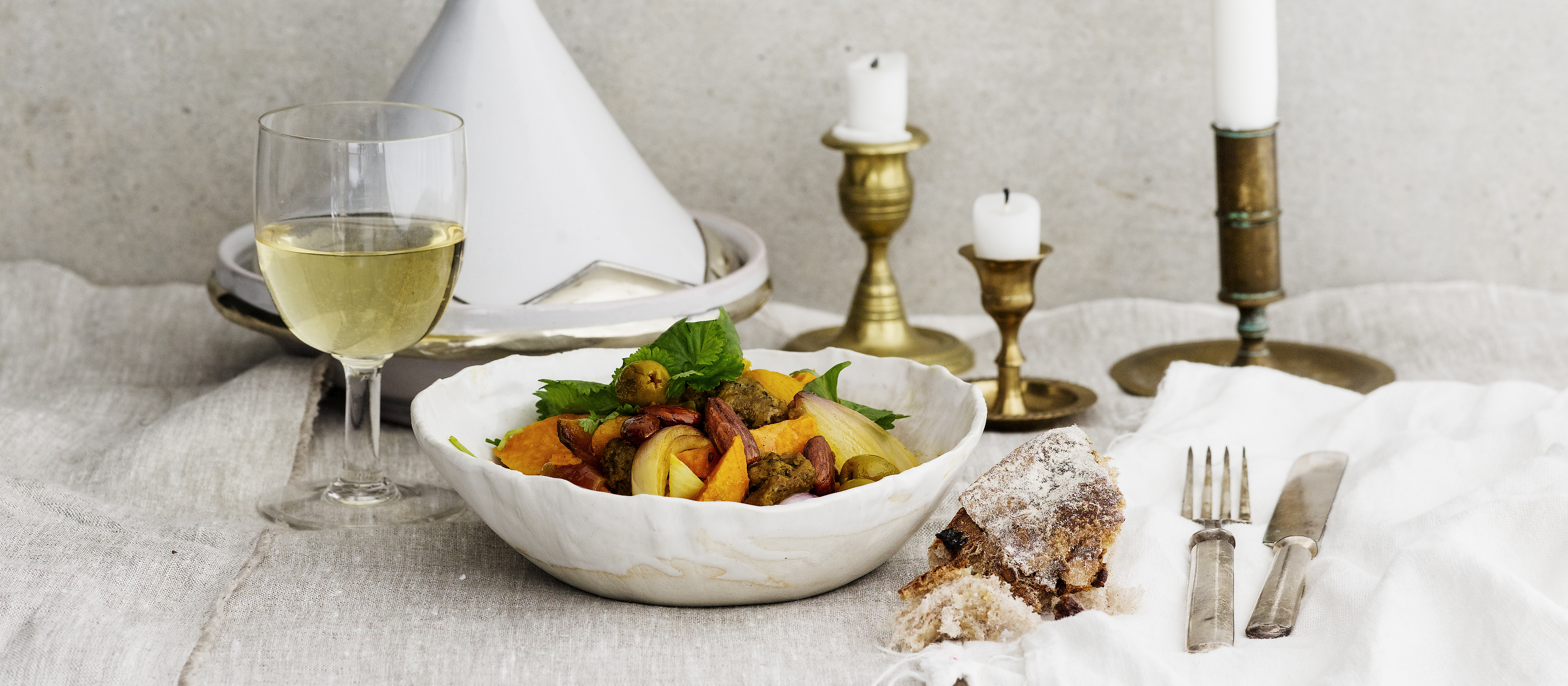 Sitruunainen härkistagine