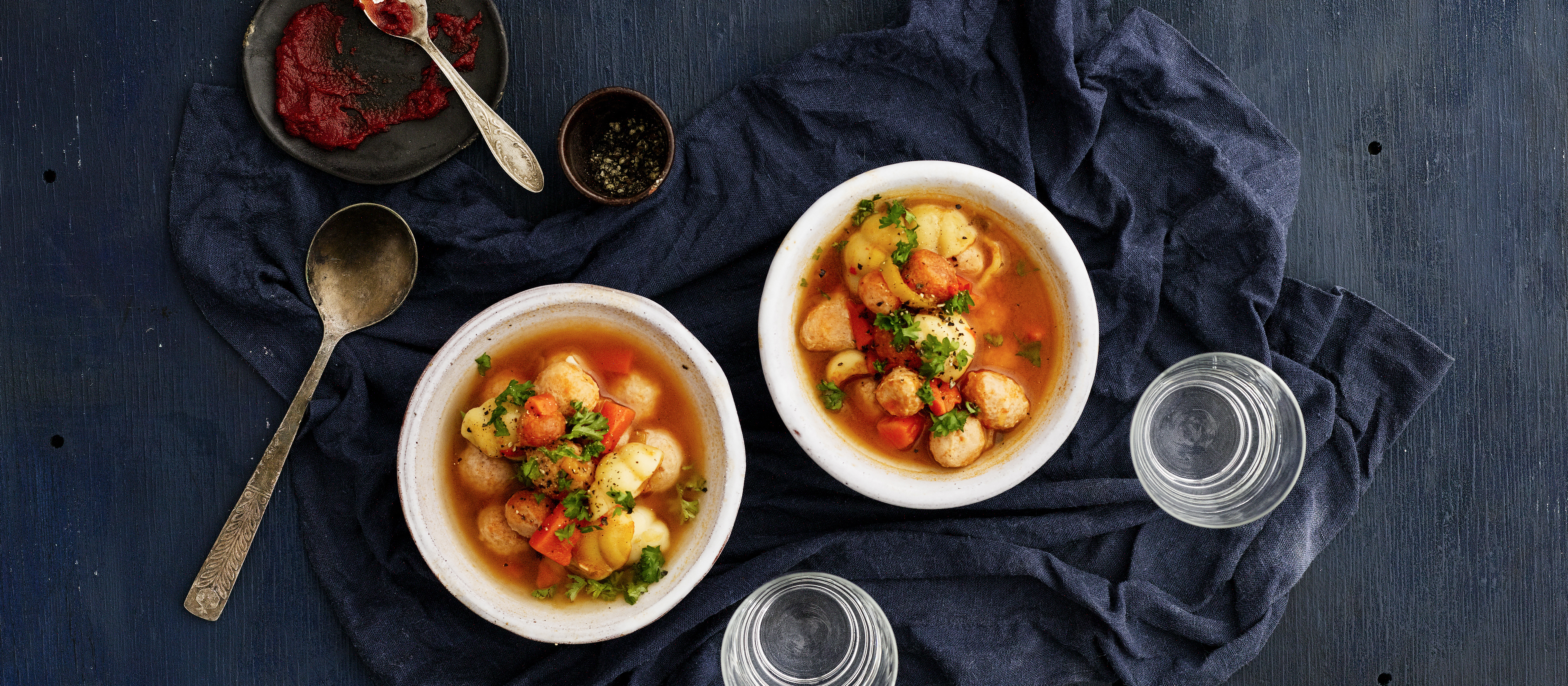 Siskonmakkara-pastakeitto 