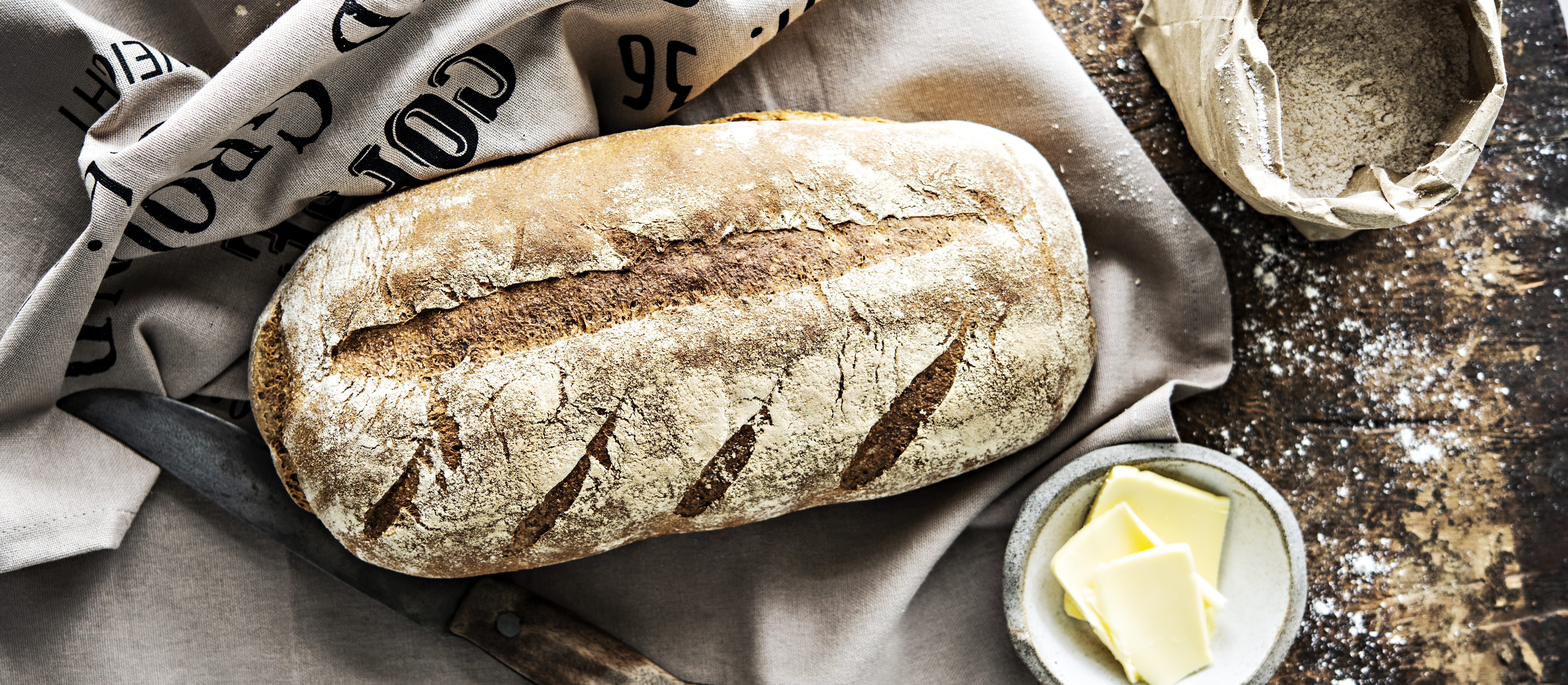 Hapanjuurispelttileipä