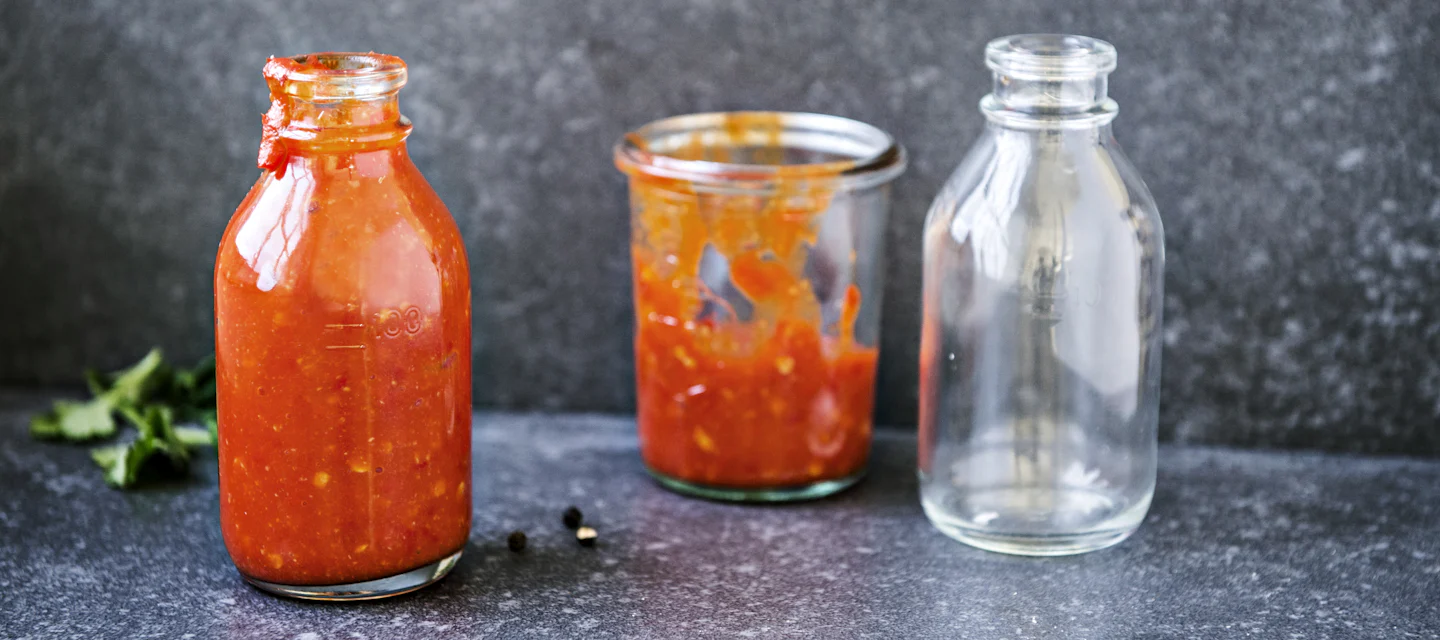 Sriracha-chilikastike