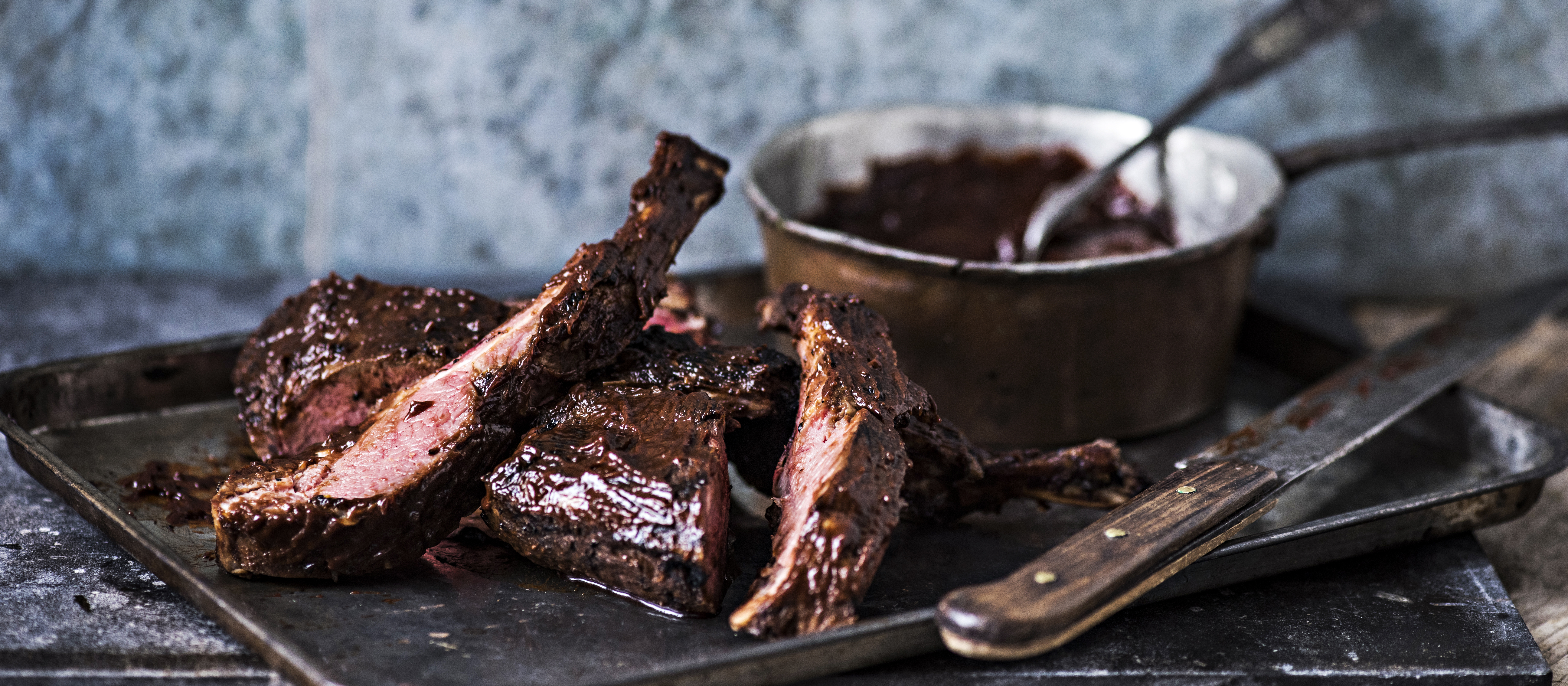 Suklaamarinoitu karitsankare