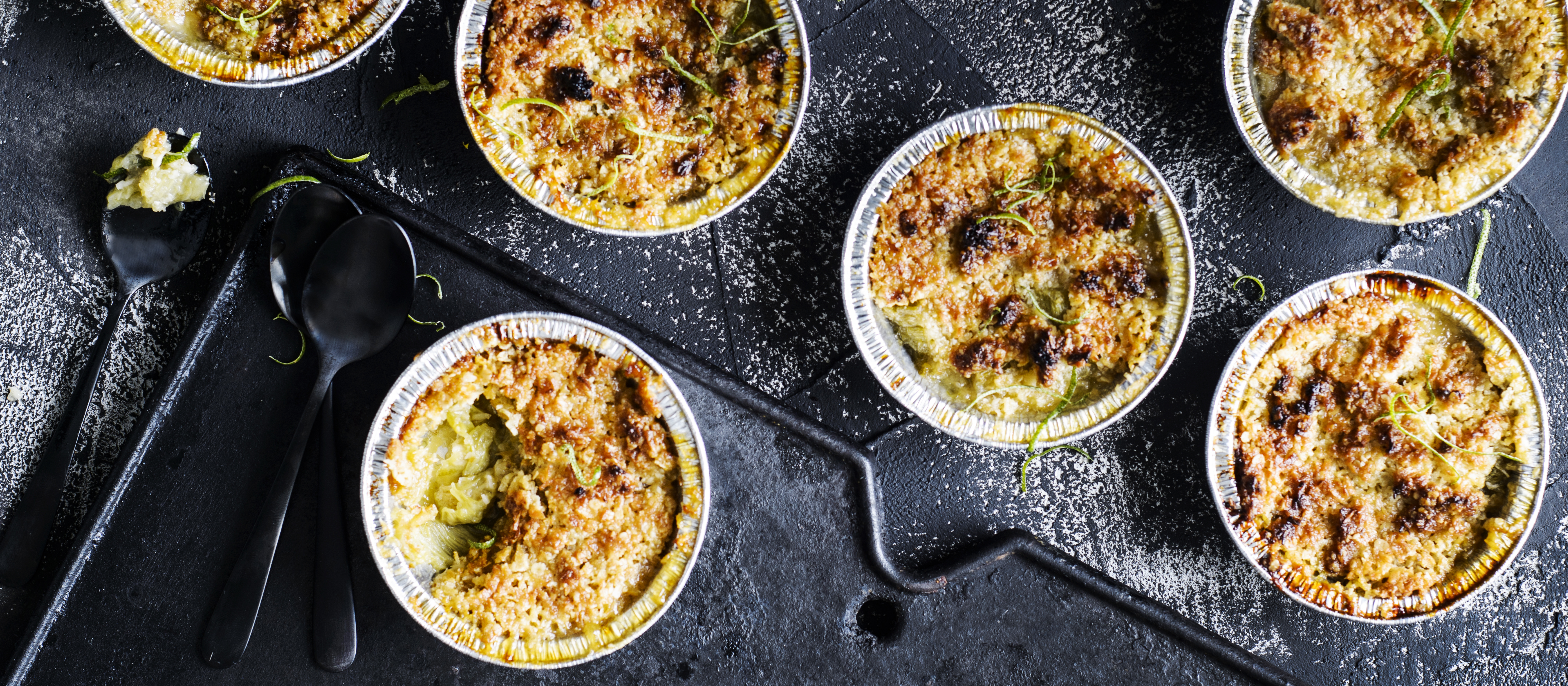 Kookos-raparperipaistokset