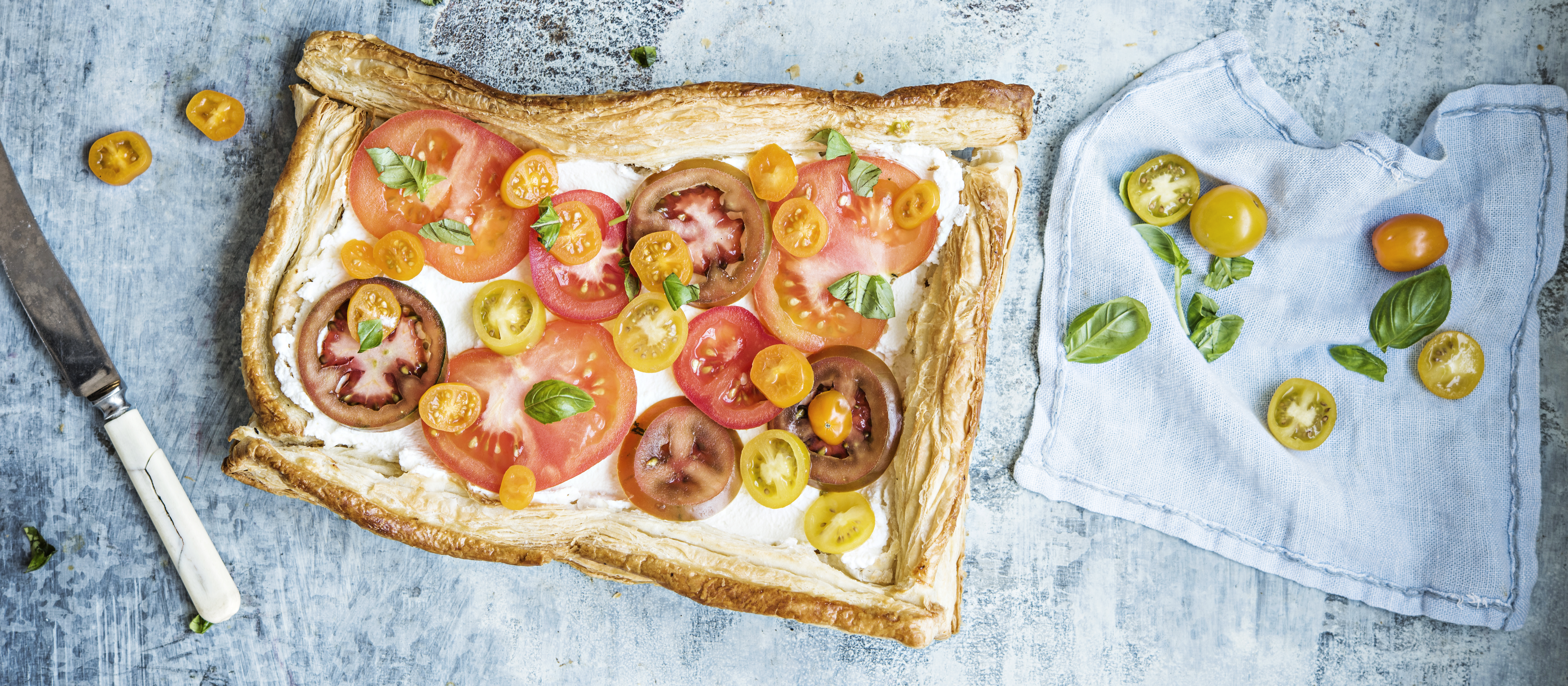 Tomaatti-ricottapiirakka