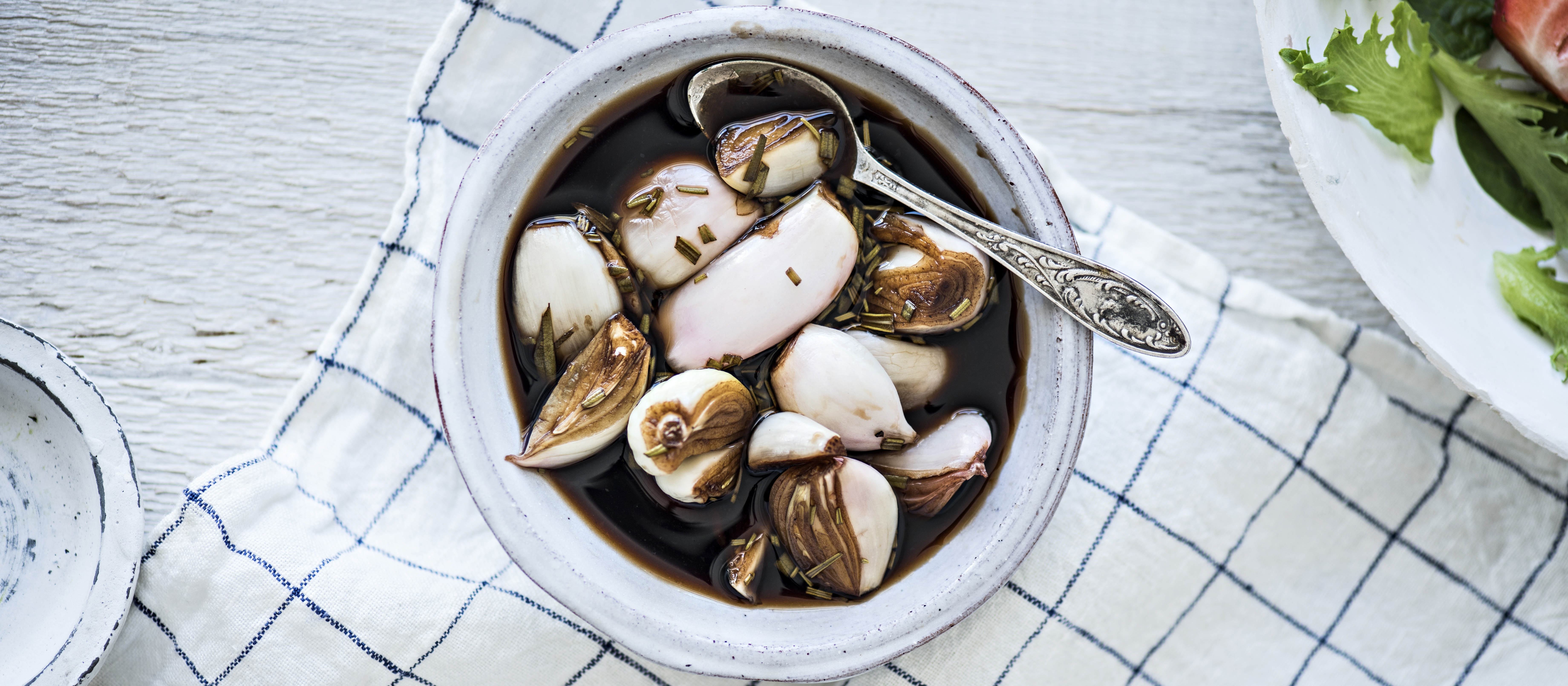 Balsamicomarinoidut salottisipulit