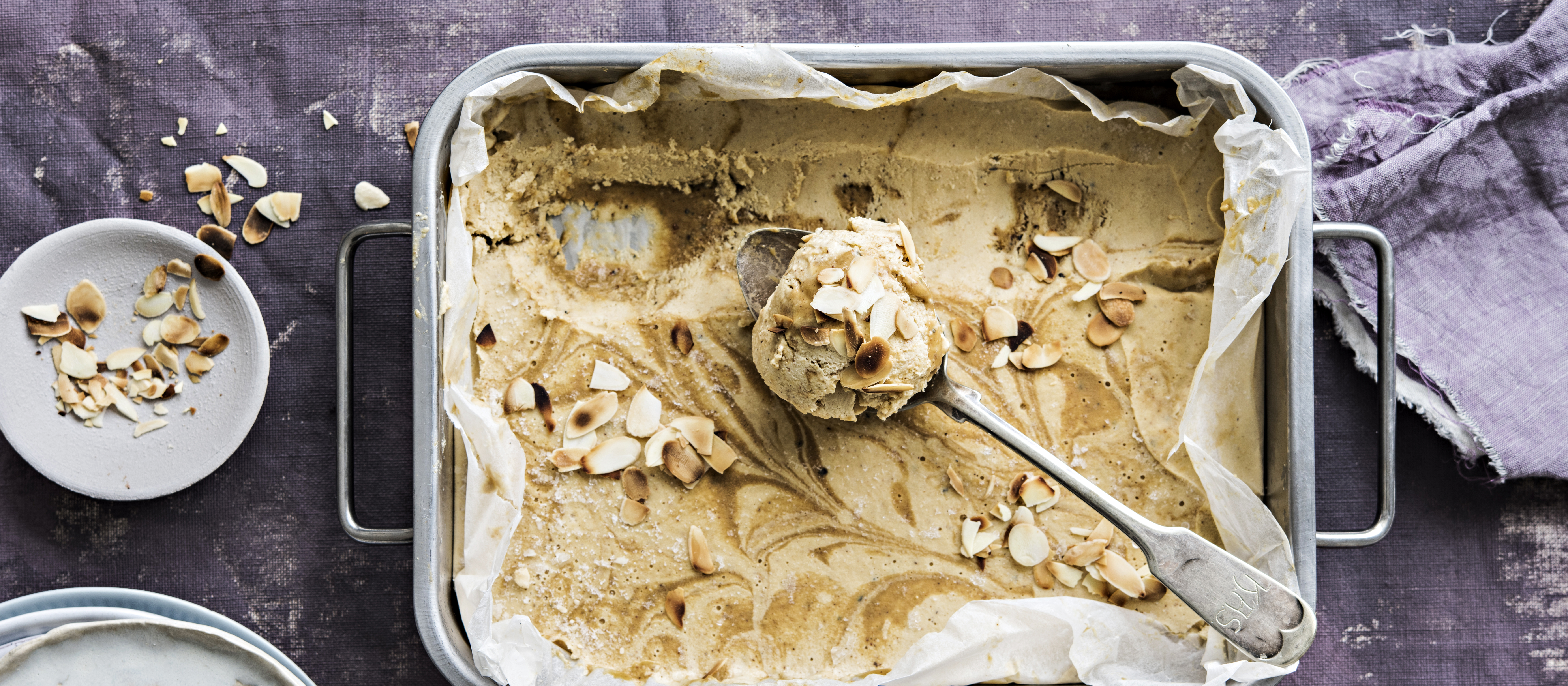 Vegaaninen porkkanajäätelö