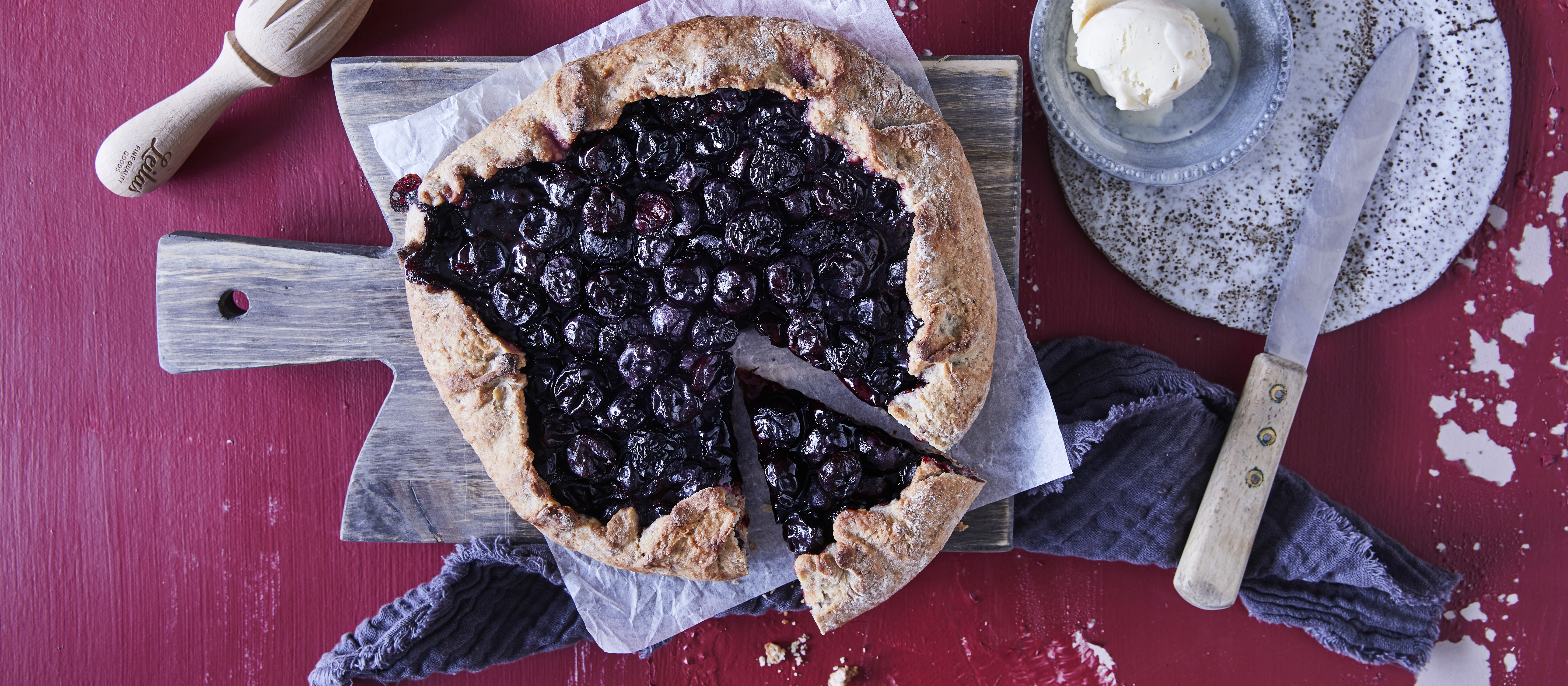 Helppo kirsikkapiirakka