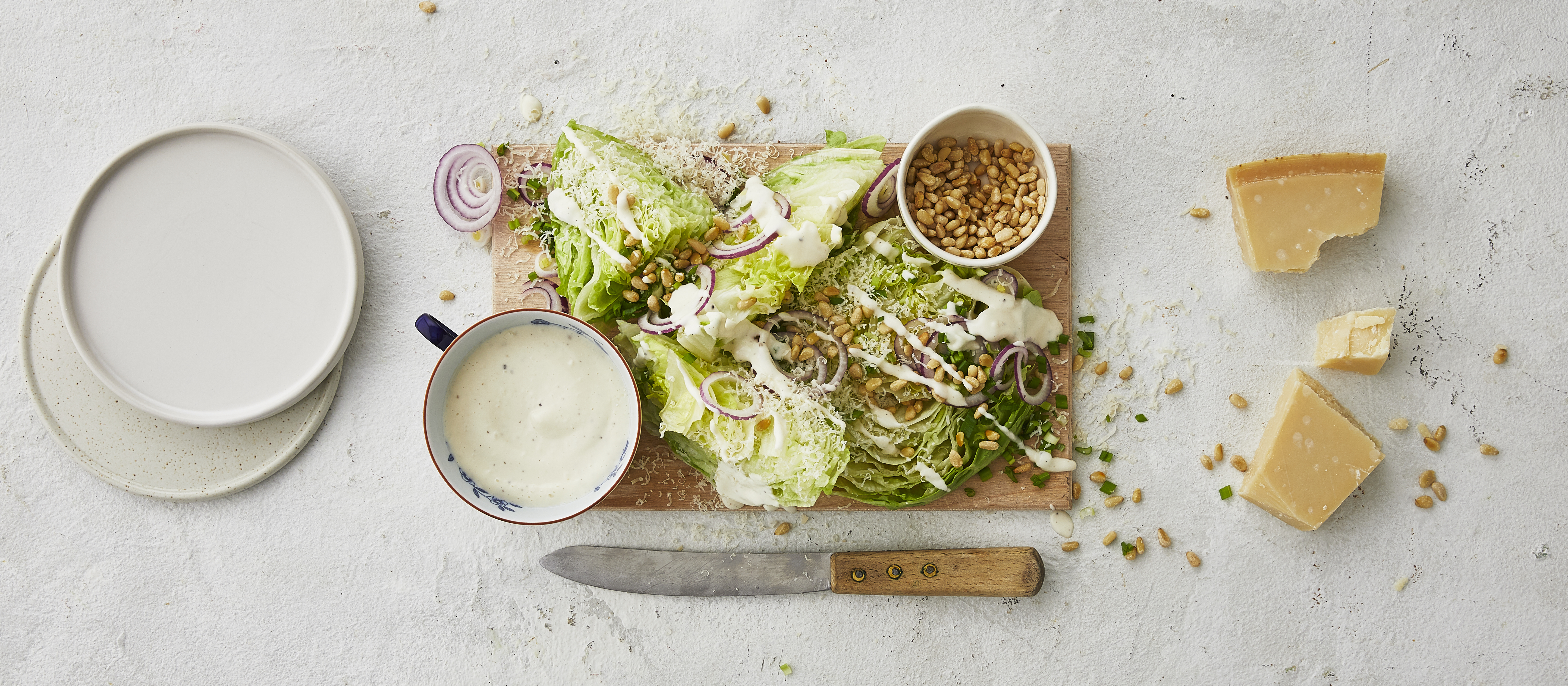 Salaatti ja Alabama-kastike