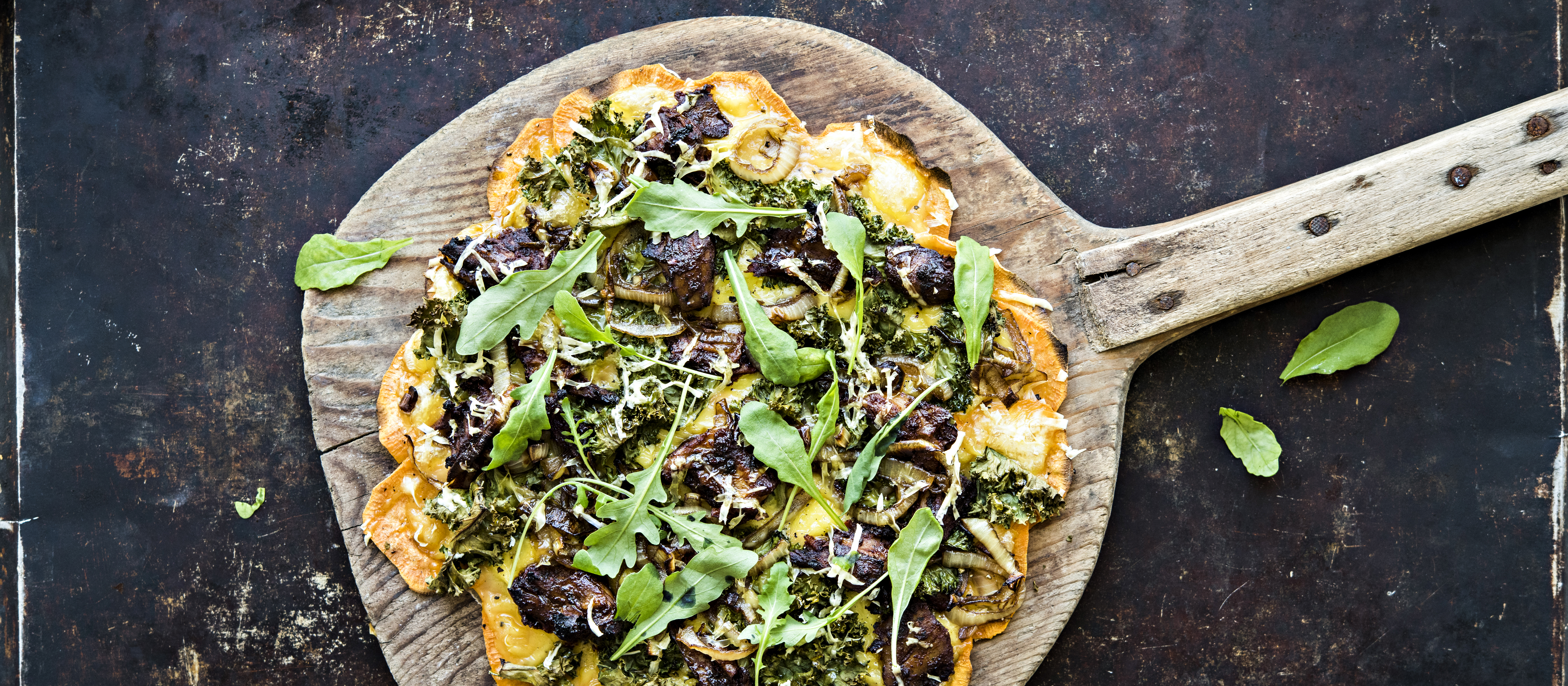 Vegaaninen bataattipizza