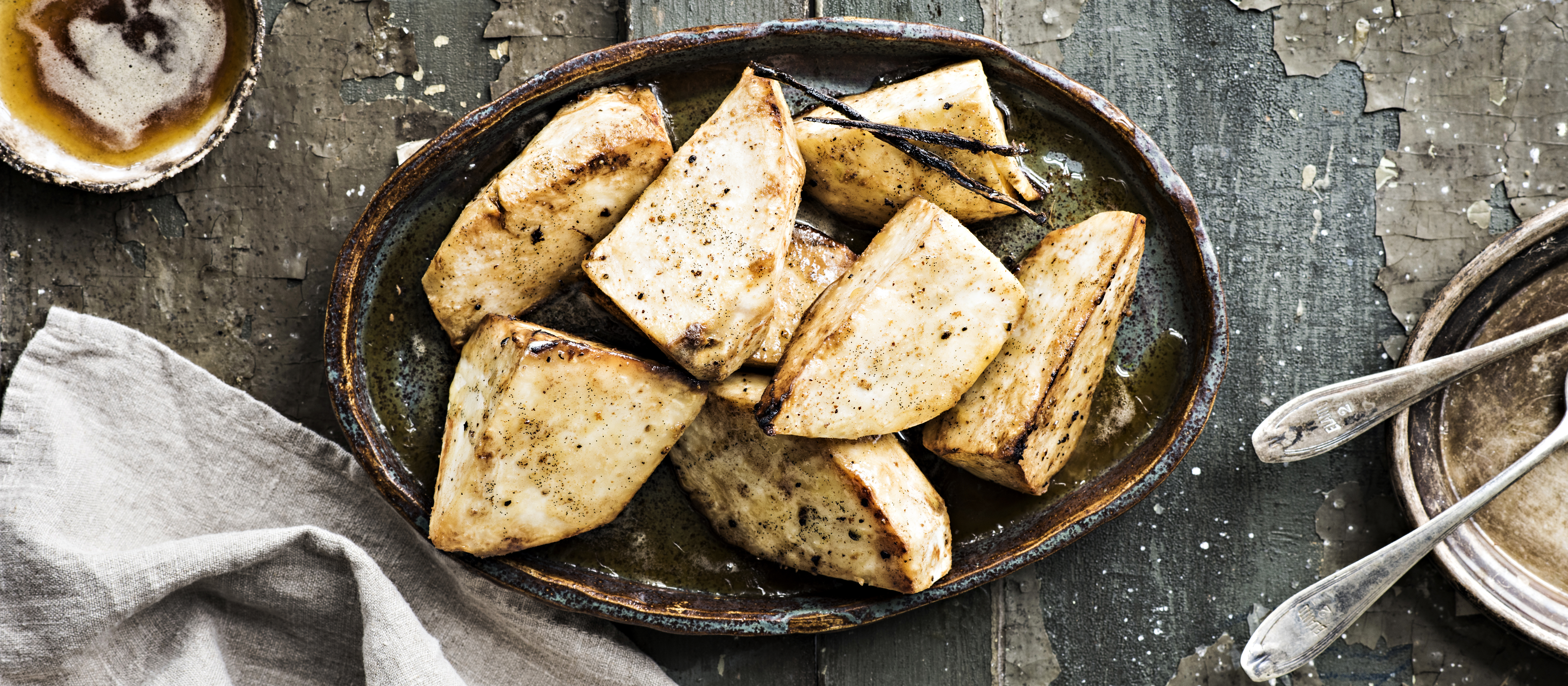 Paahdettu juuriselleri ja vaniljavoi