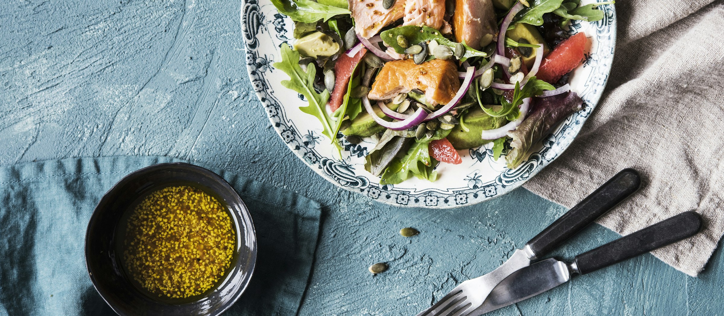 Savulohisalaatti Makuja maailmalta Reseptit KRuoka