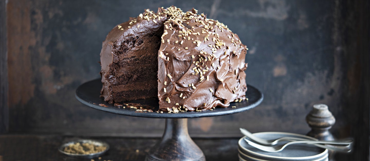 Kulta-suklaakakku | Makeat leivonnaiset | Reseptit | K-Ruoka