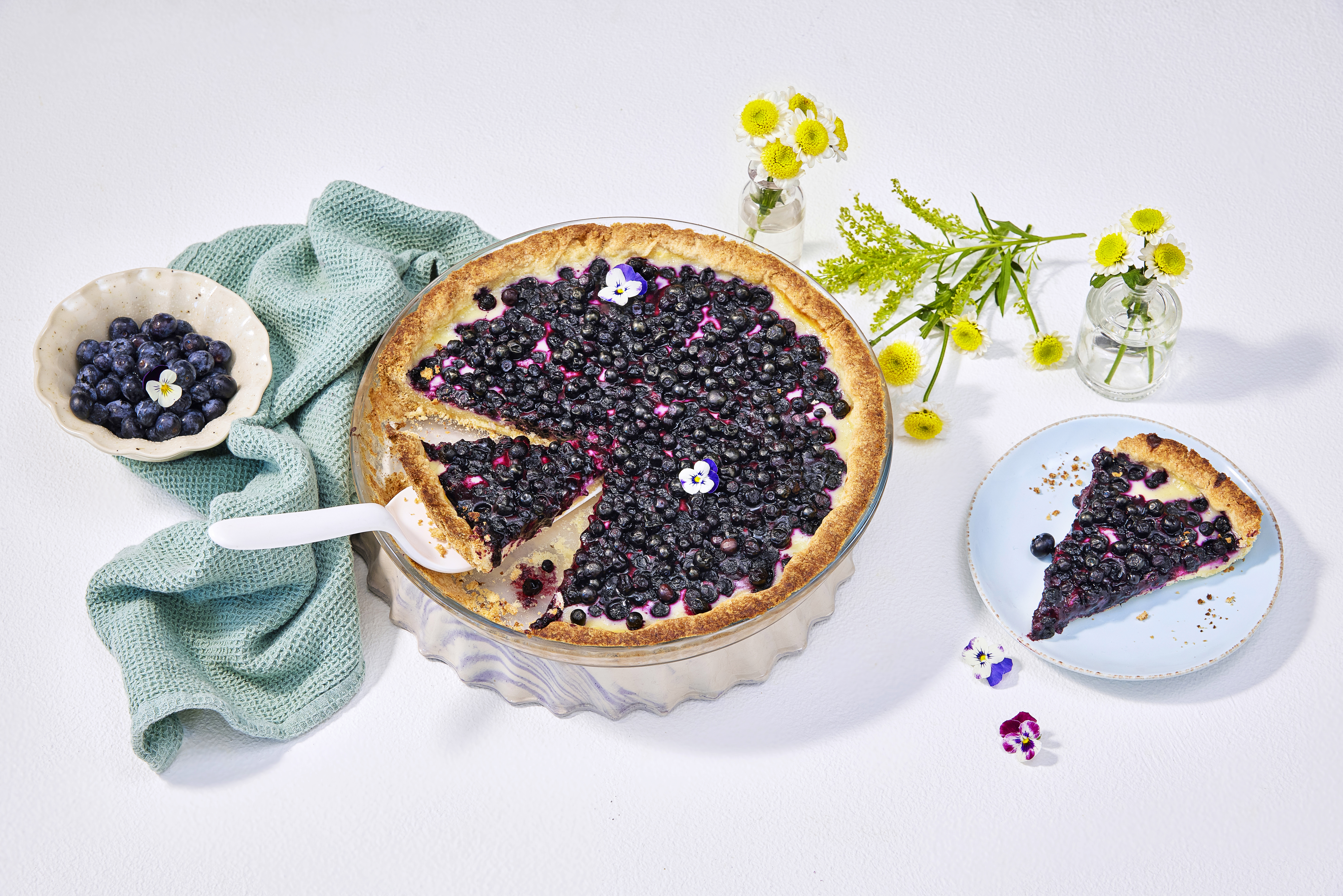 Gluteeniton mustikkapiirakka