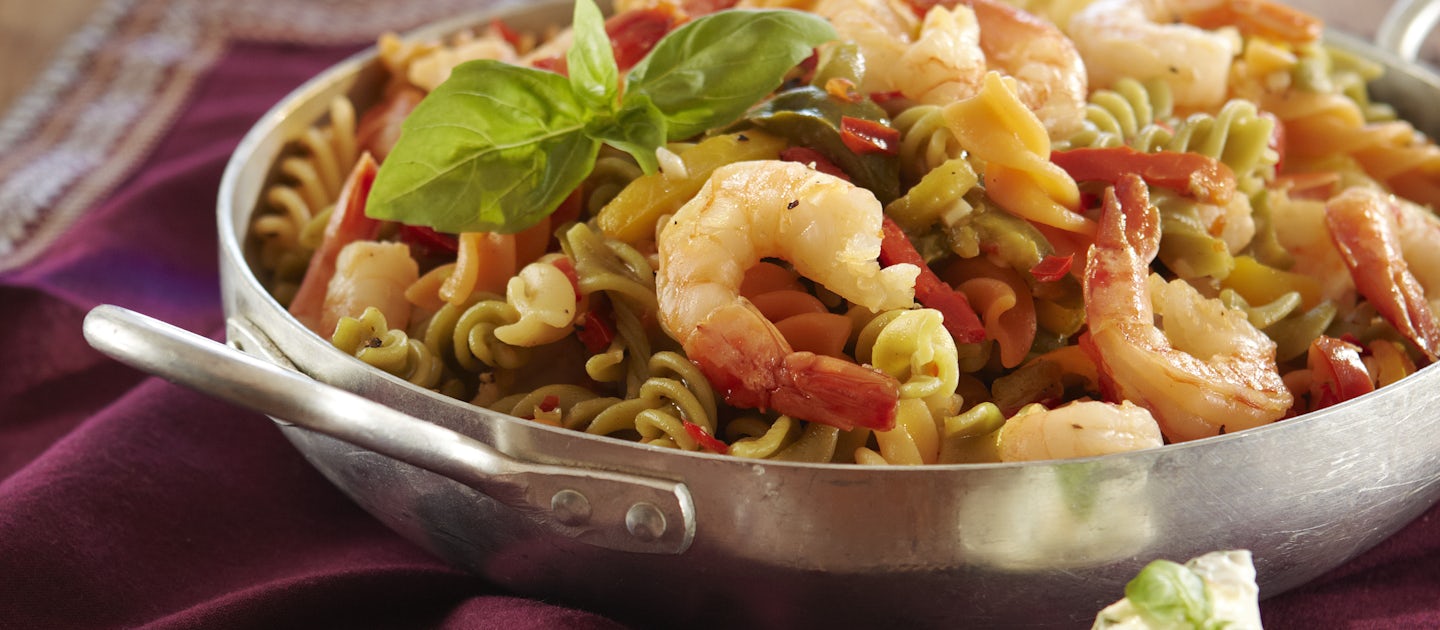 Chilivokatut katkaravut ja pasta